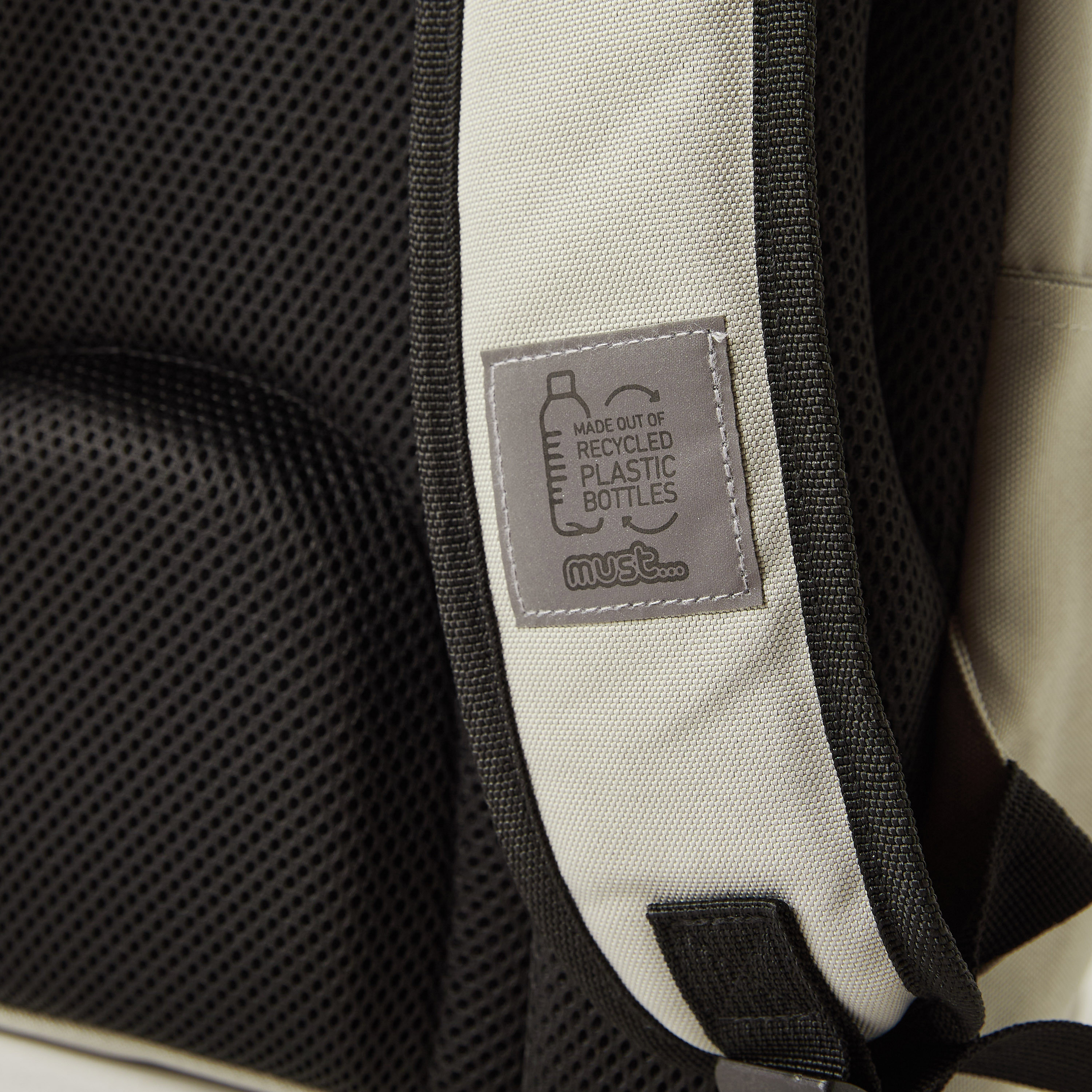 شنطة ظهر مقاس 16 بوصة مع منفذ يو أس بي وسحاب إغلاق من ماست - 32x19x42 سم-school-bagsandbackpacks-backpacks-image-7