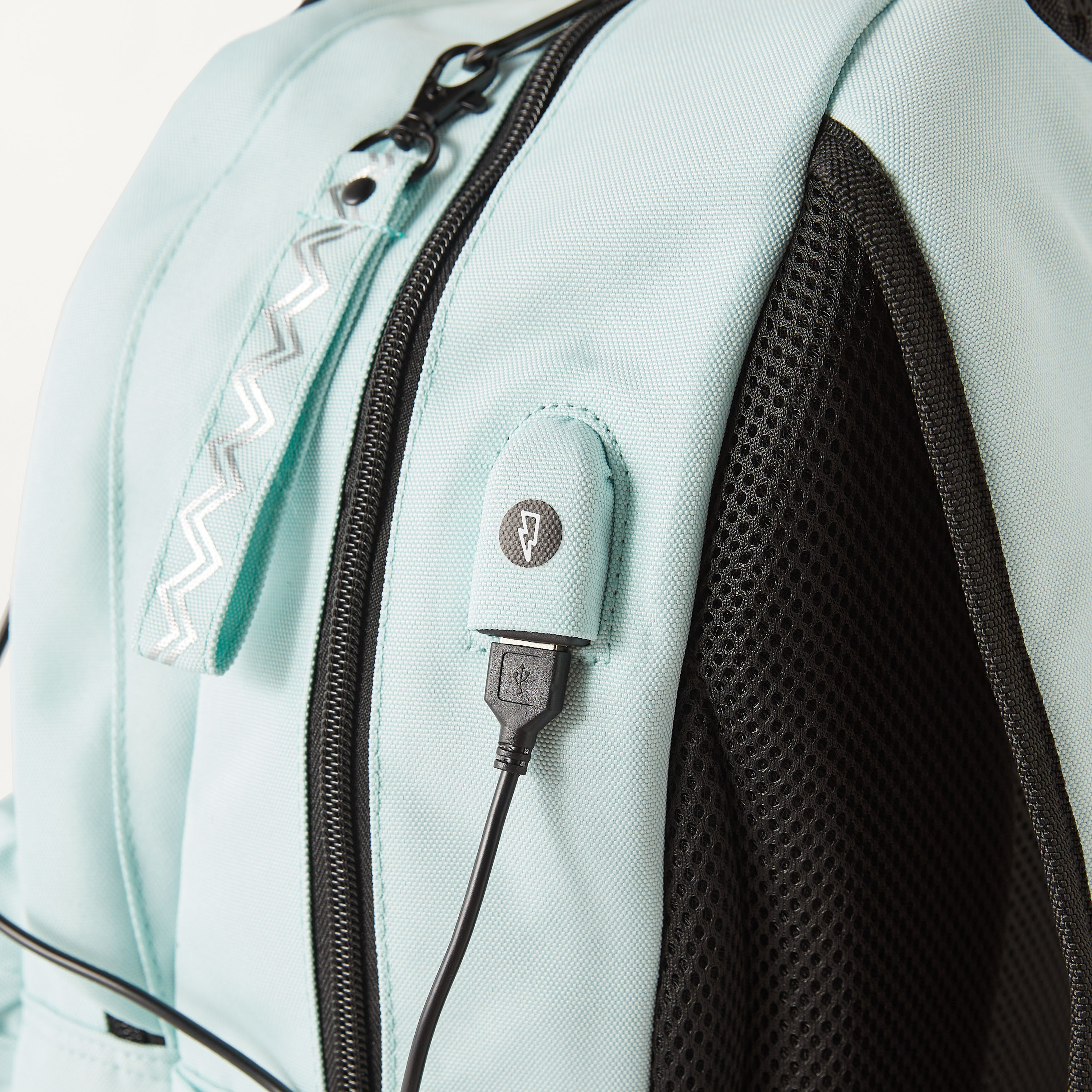 شنطة ظهر سادة مقاس 16 بوصة مع منفذ يو أس بي وسحاب إغلاق من ماست - 32x19x42 سم-school-bagsandbackpacks-backpacks-image-6