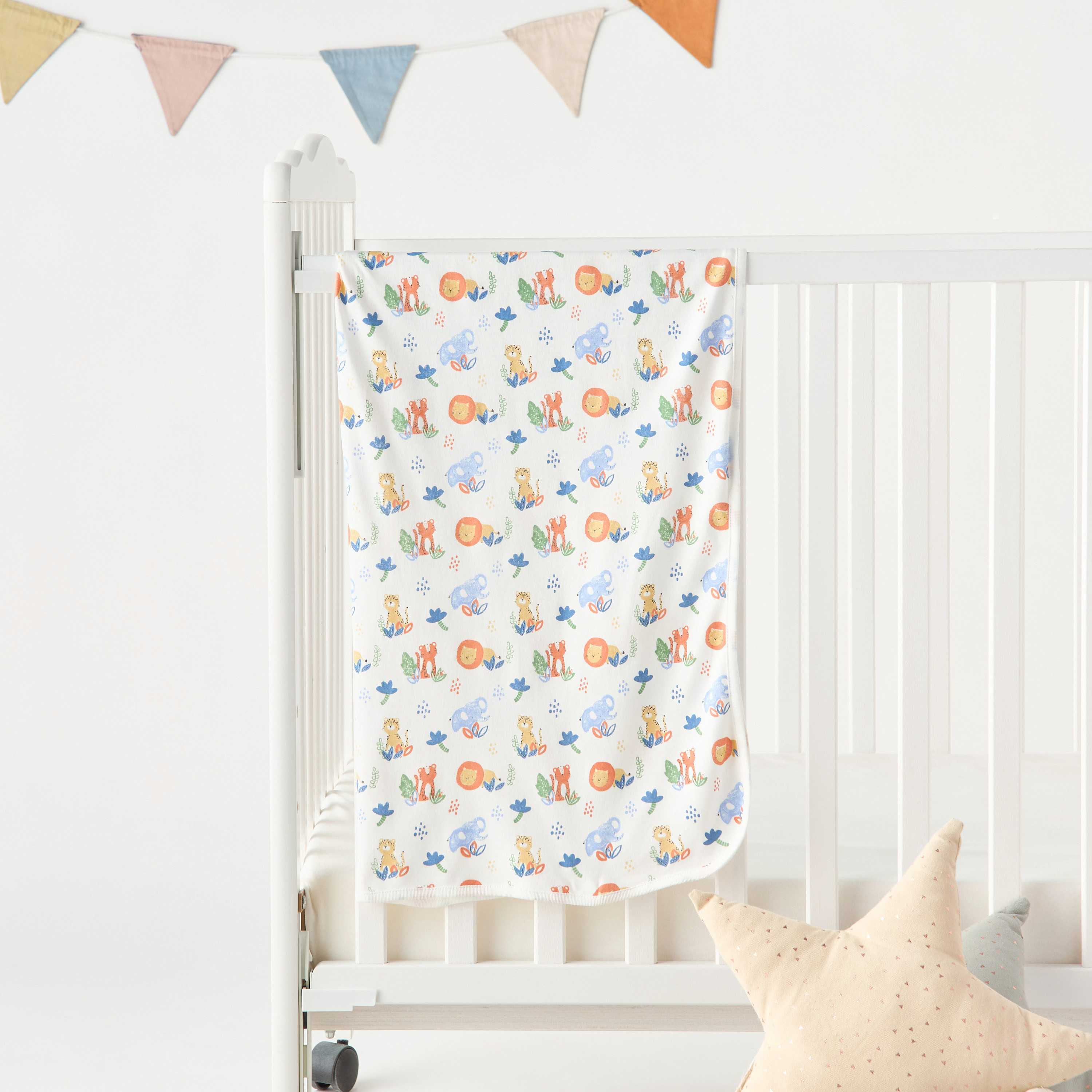 بطّانيّة لحديثي الولادة بطبعات سفاري من جونيورز - 73x70 سم-baby-nursery-blanketsandswaddles-receivingblankets-image-1