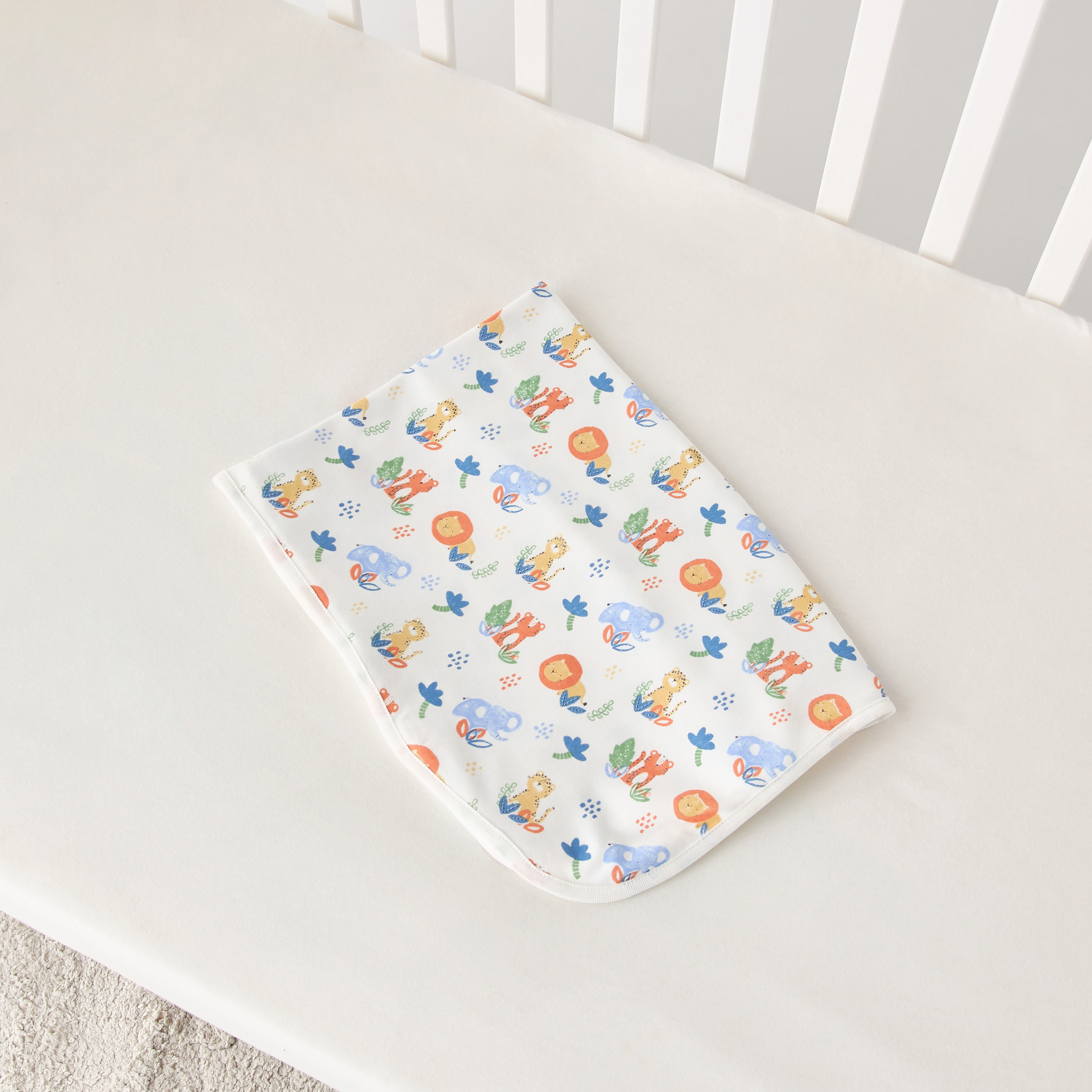 بطّانيّة لحديثي الولادة بطبعات سفاري من جونيورز - 73x70 سم-baby-nursery-blanketsandswaddles-receivingblankets-image-4