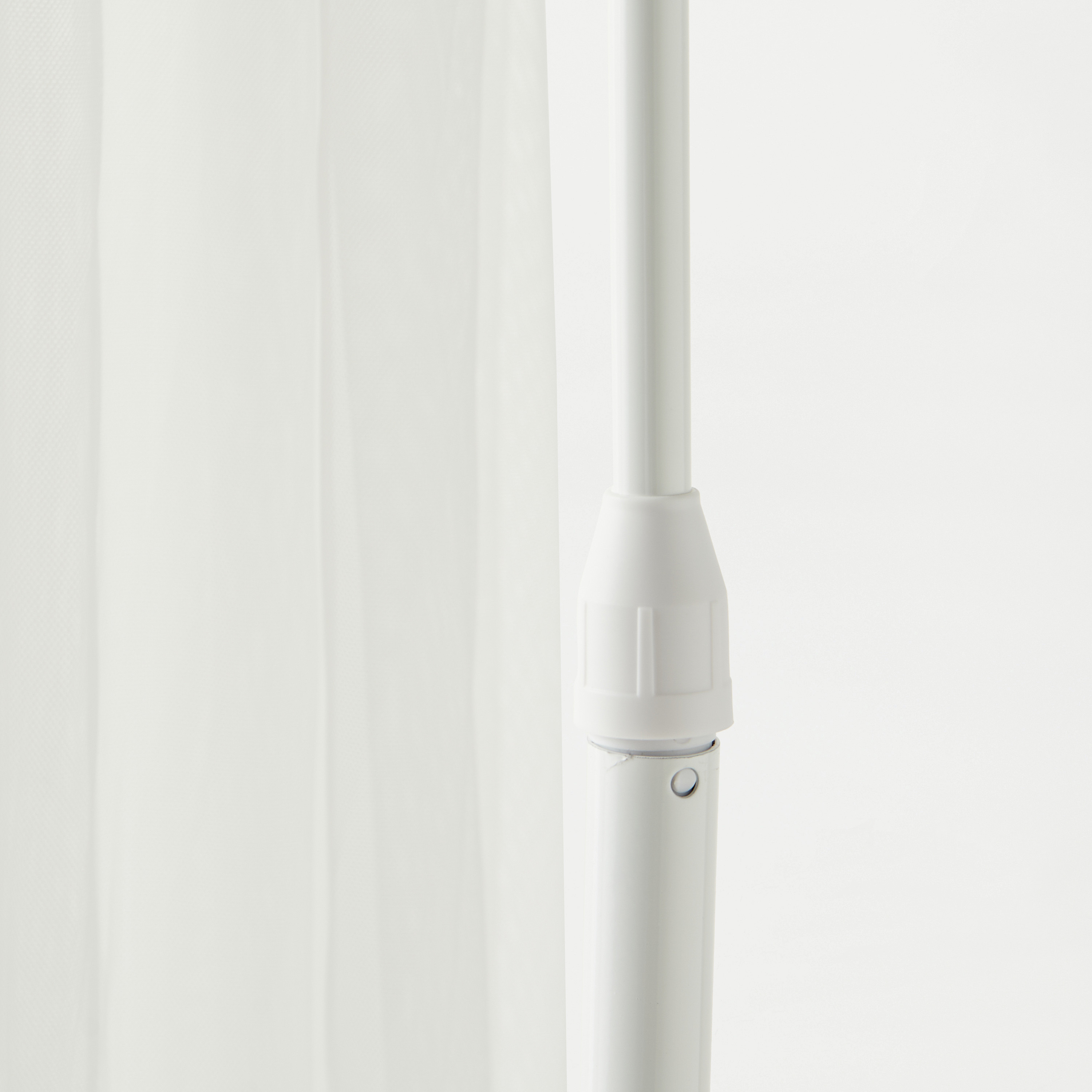 شبكة مظلة بحواف حريرية من جونيورز-baby-nursery-furniture-cribsandbeds-cribaccessories-image-2