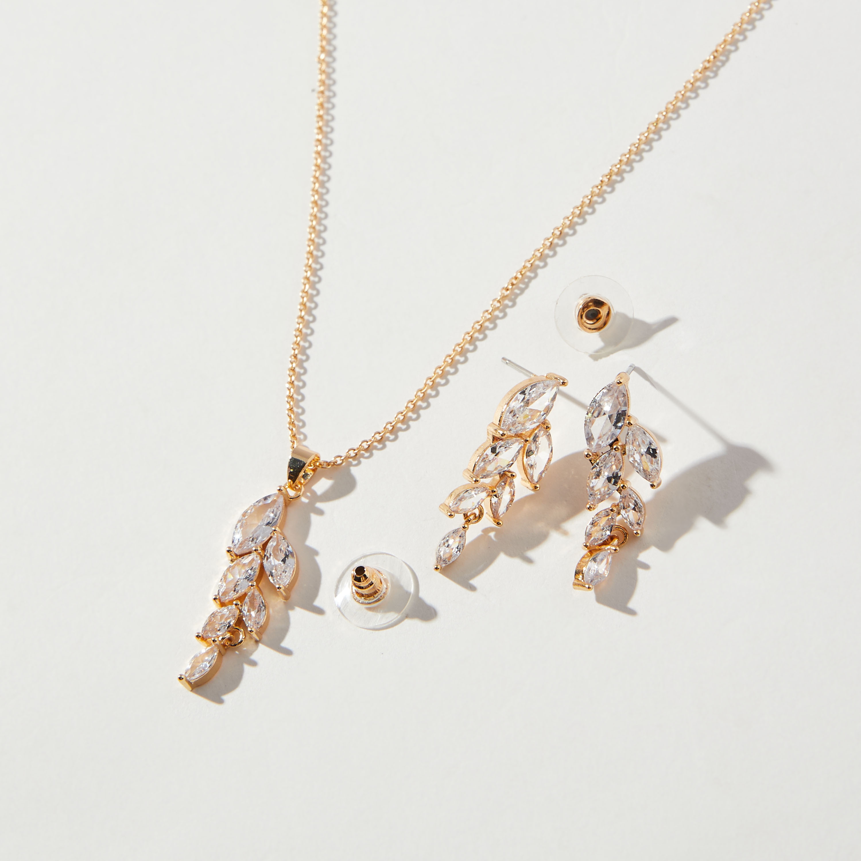 Pearl Embellished Cubic Zirconia Pendant Necklace and Earrings Set-women-watchesandjewellery-jewellery-jewellerysets-image-2