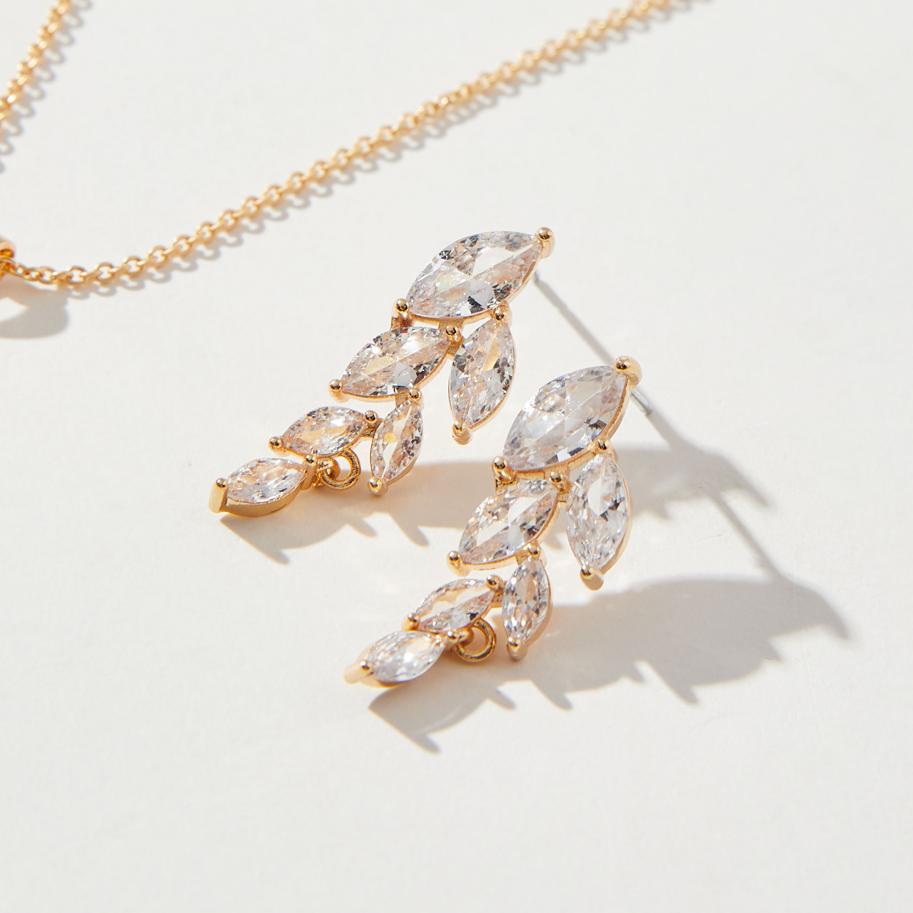 Pearl Embellished Cubic Zirconia Pendant Necklace and Earrings Set-women-watchesandjewellery-jewellery-jewellerysets-image-4