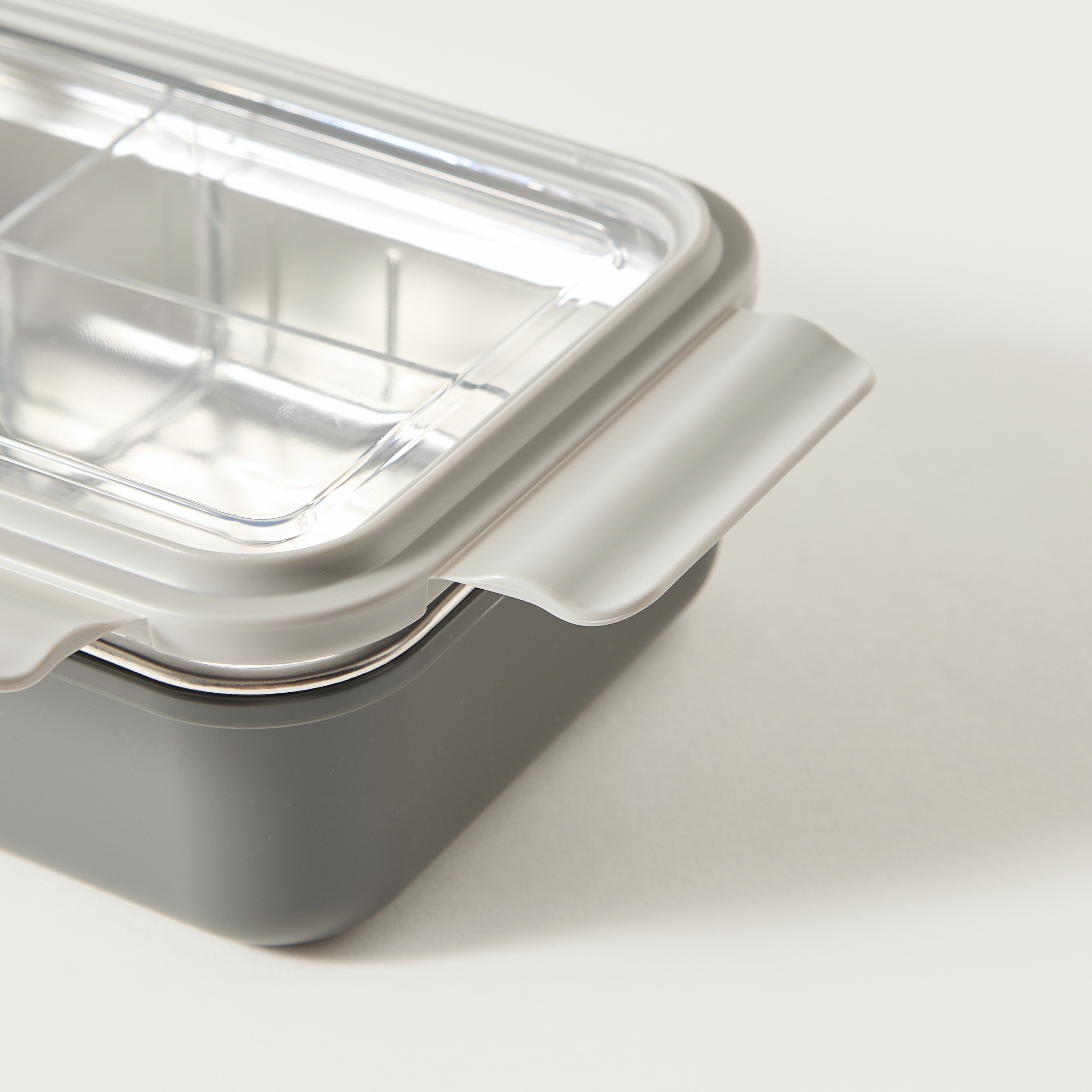 Solid Sectioned Lunch Box with Foldable Fork-school-lunchessentials-lunchboxes-image-4