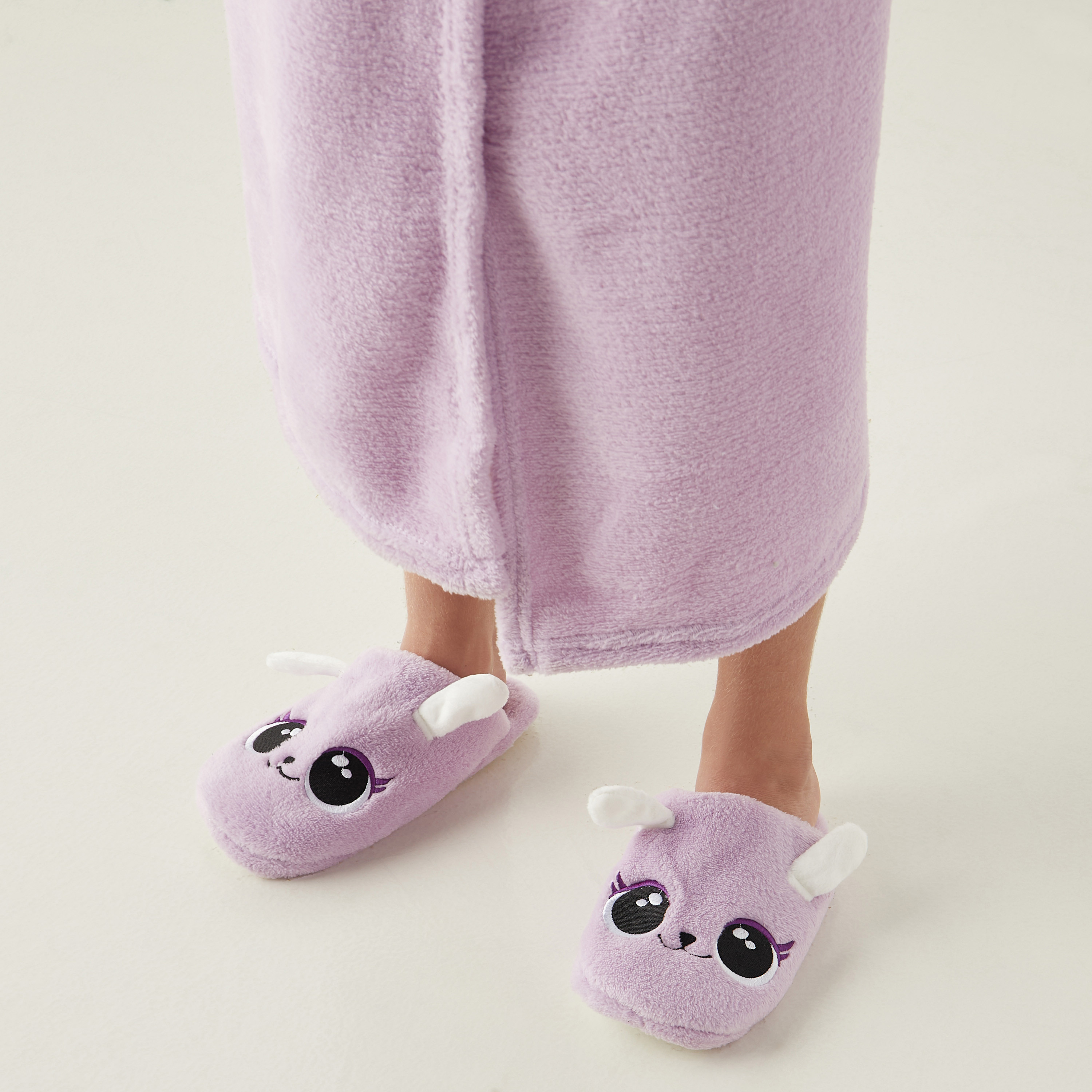 طقم روب حمام 4 قطع من فايندز-household-bathandlaundry-bathlinen-bathrobesandslippers-bathrobes-image-7