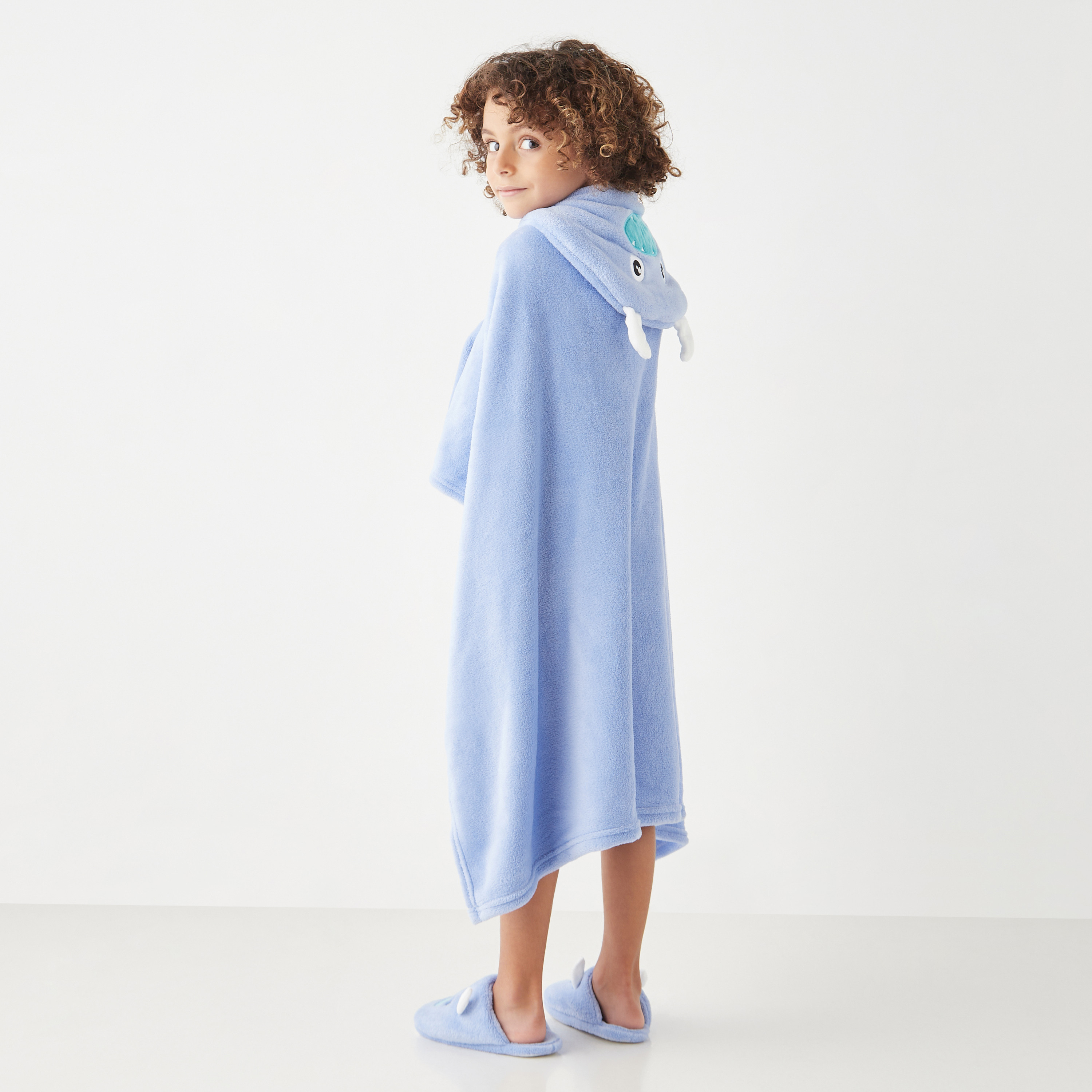 Findz 3-Piece Bathrobe Set - 34x31x10 cms-household-bathandlaundry-bathlinen-bathrobesandslippers-bathrobes-image-2
