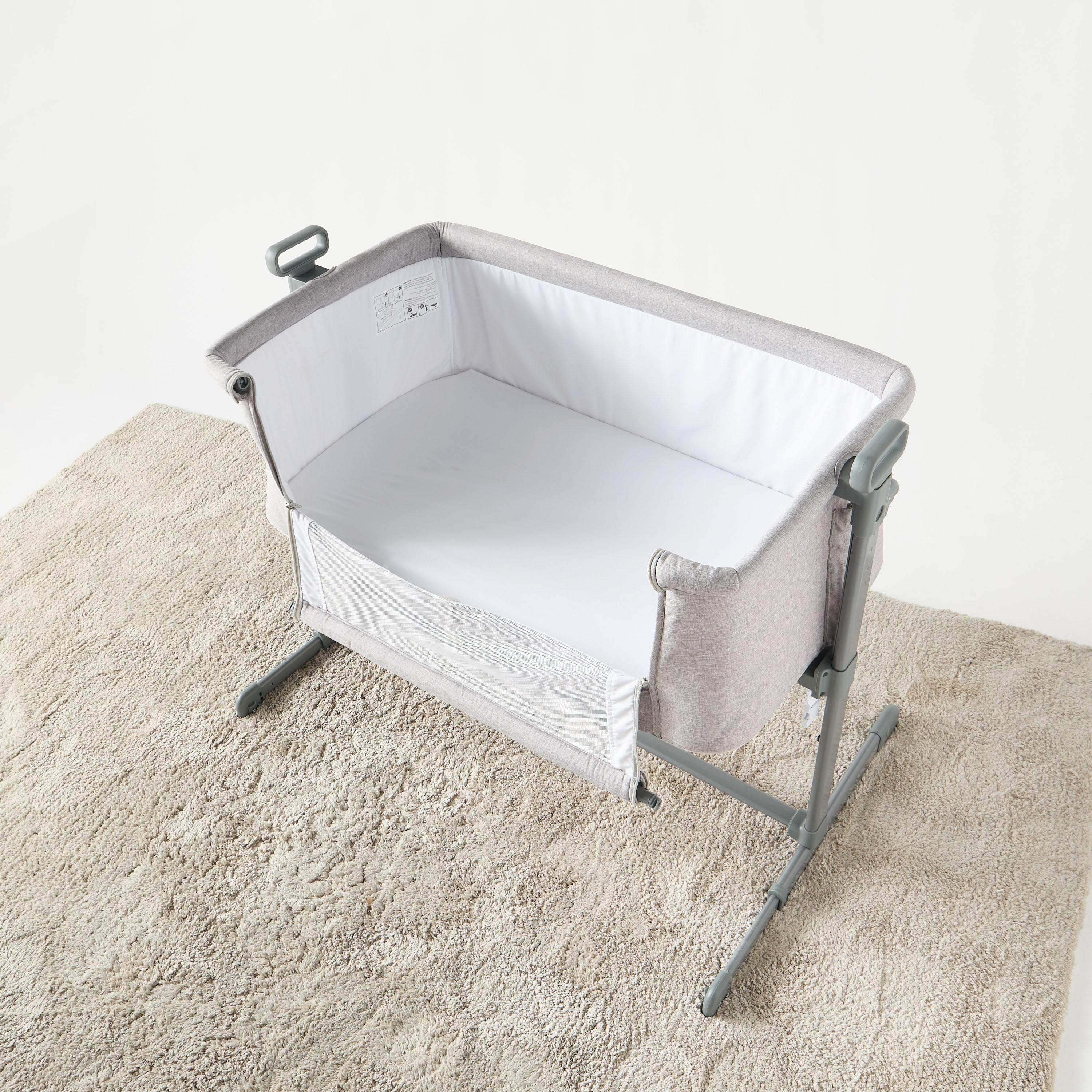 Aura bassinet hotsell