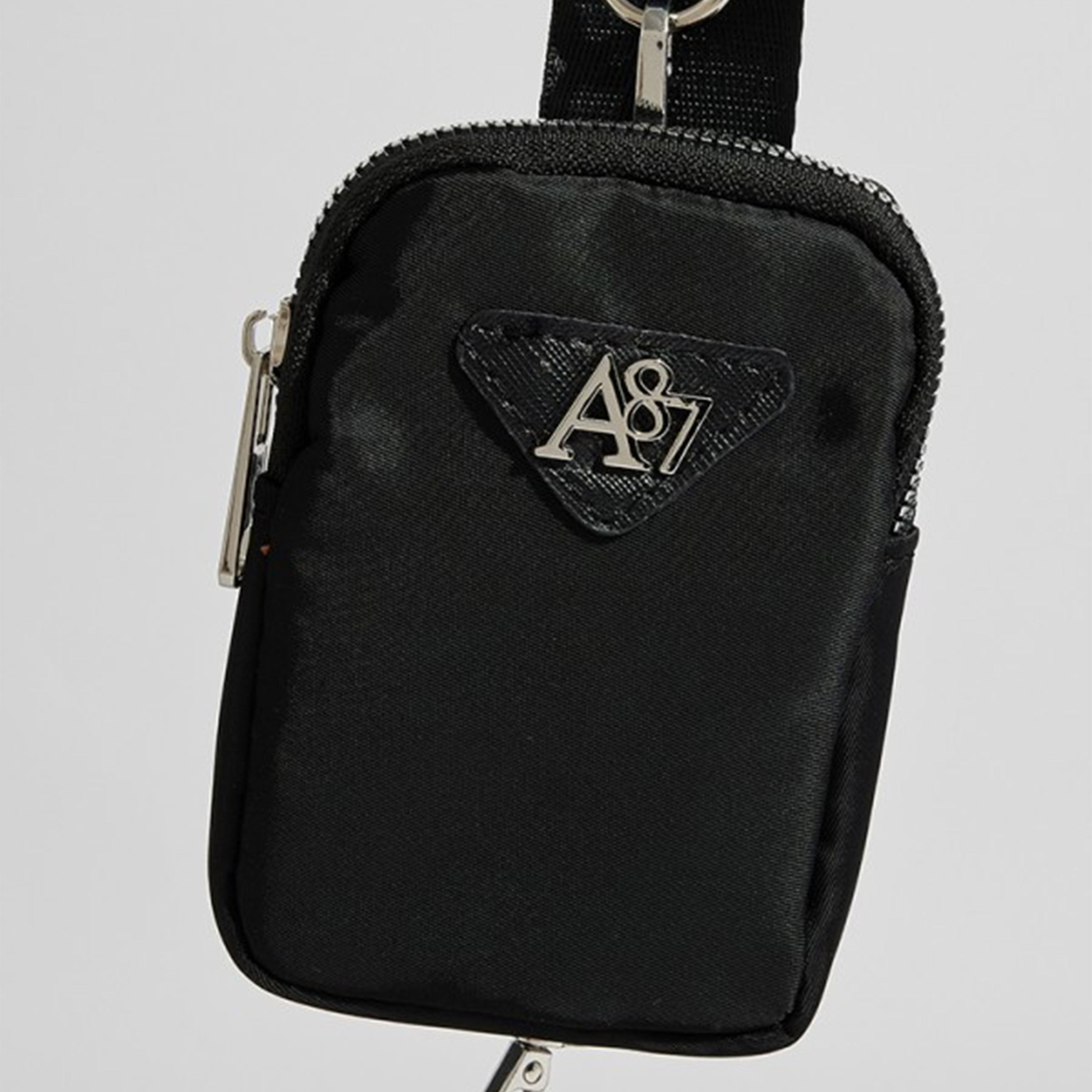 أيروبوستال شنطة كتف لون أسود بحزام قابل للتعديل وشعار معدني-women-bagsandwallets-handbags-image-3