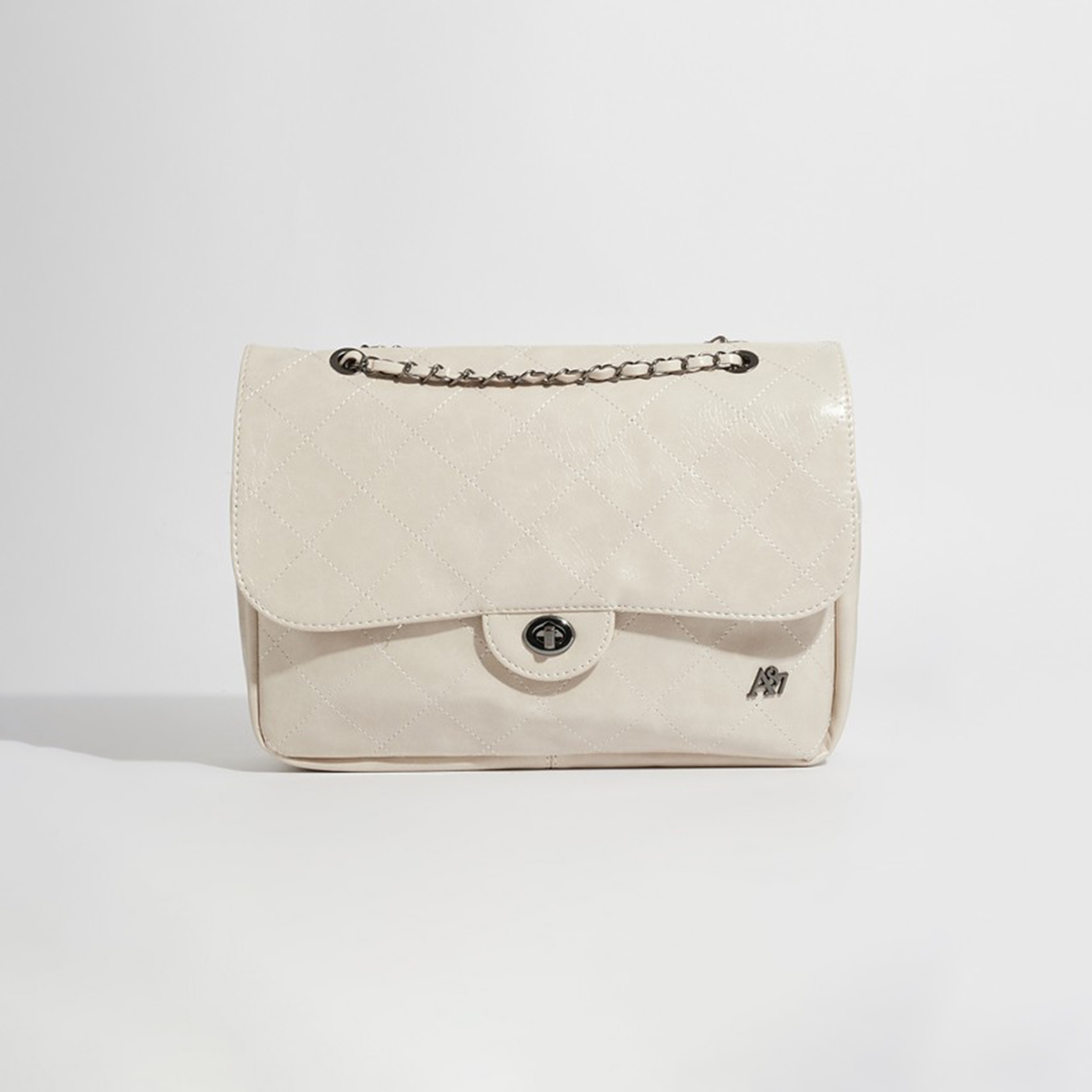 أيروبوستال شنطة يد لون أسود بحزام سلسلة وشعار معدني-women-bagsandwallets-handbags-image-5