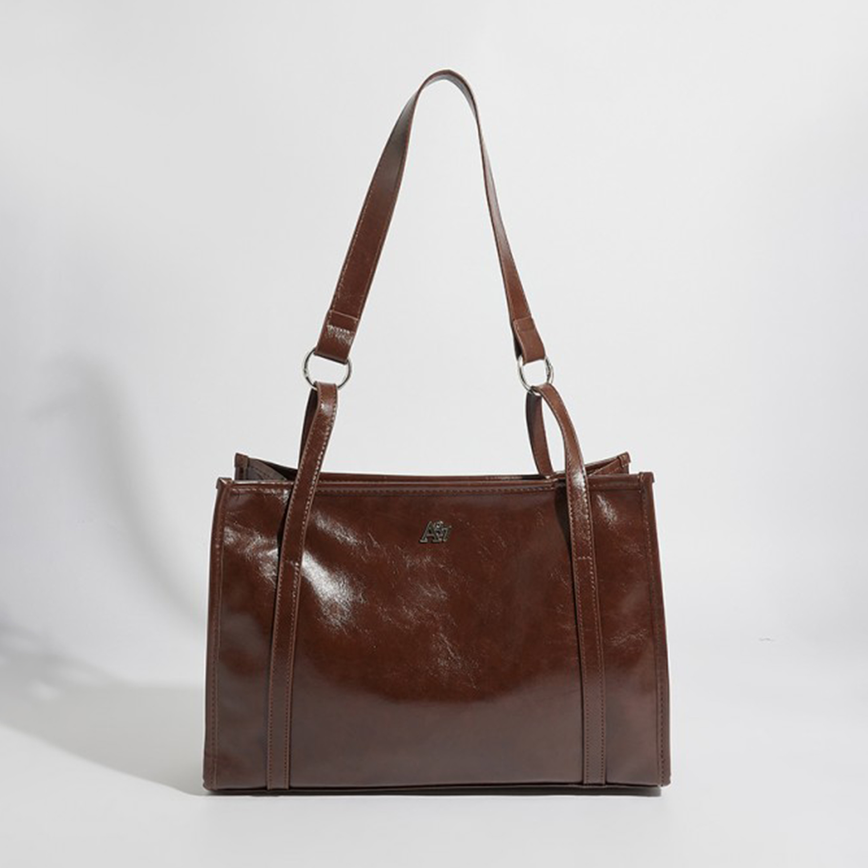 أيروبوستال شنطة كتف لون بني بشعار معدني-women-bagsandwallets-handbags-image-1