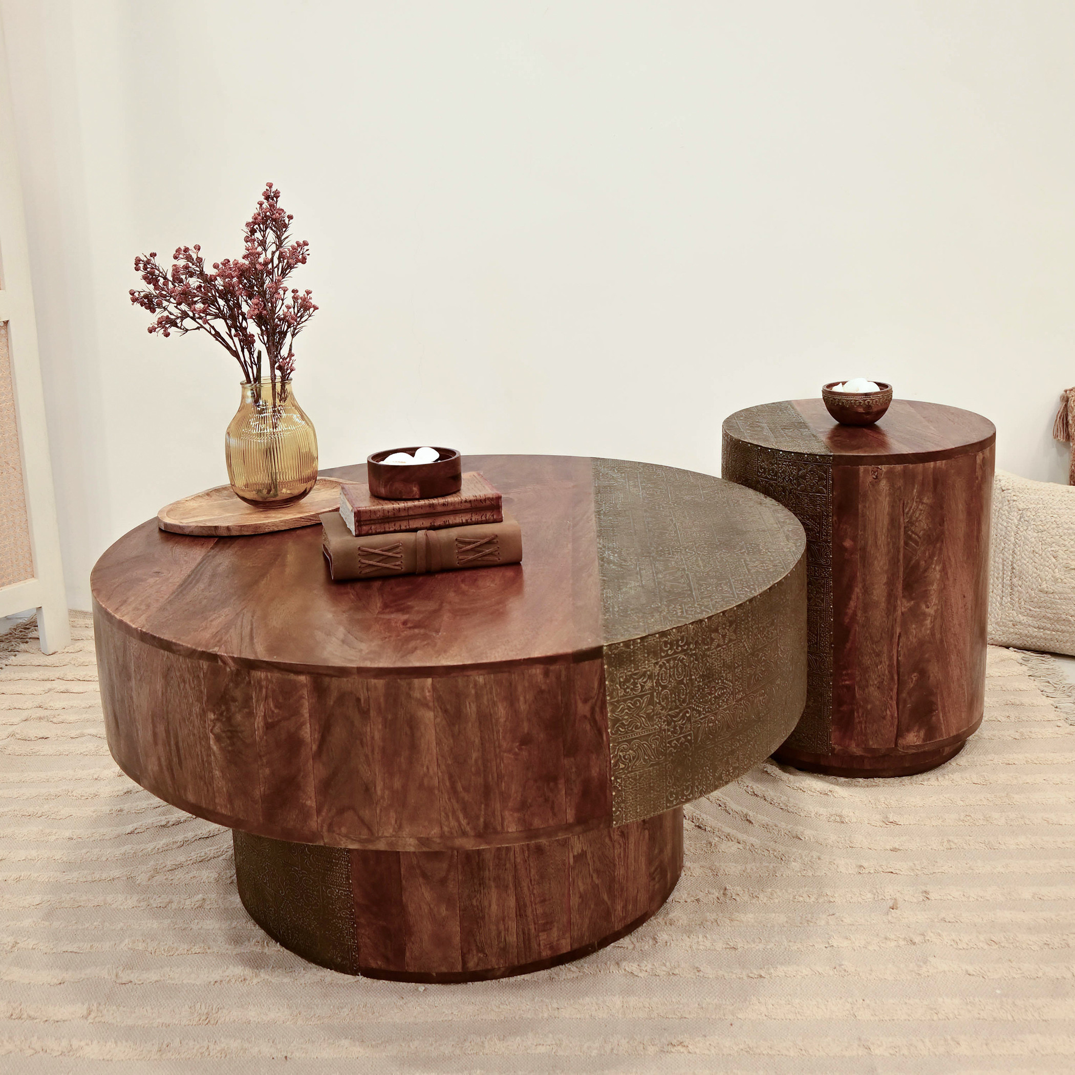 طاولة قهوة خشبية بتفاصيل معدنية من كرافتد باي لايف ستايل - 46×90×46 سم-furniture-livingroom-coffeetables-image-6