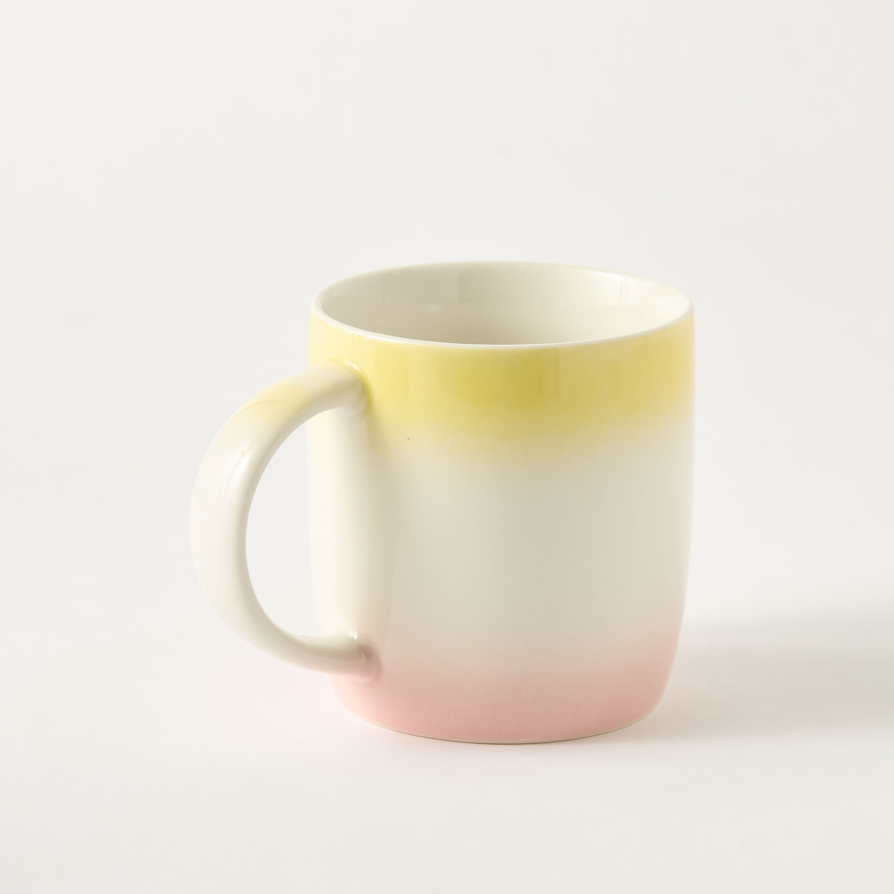 مج سيراميك بقوالب ملّونة وطبعات حرف إيه- 360 مل-household-dining-teaandcoffee-mugsandcups-image-1