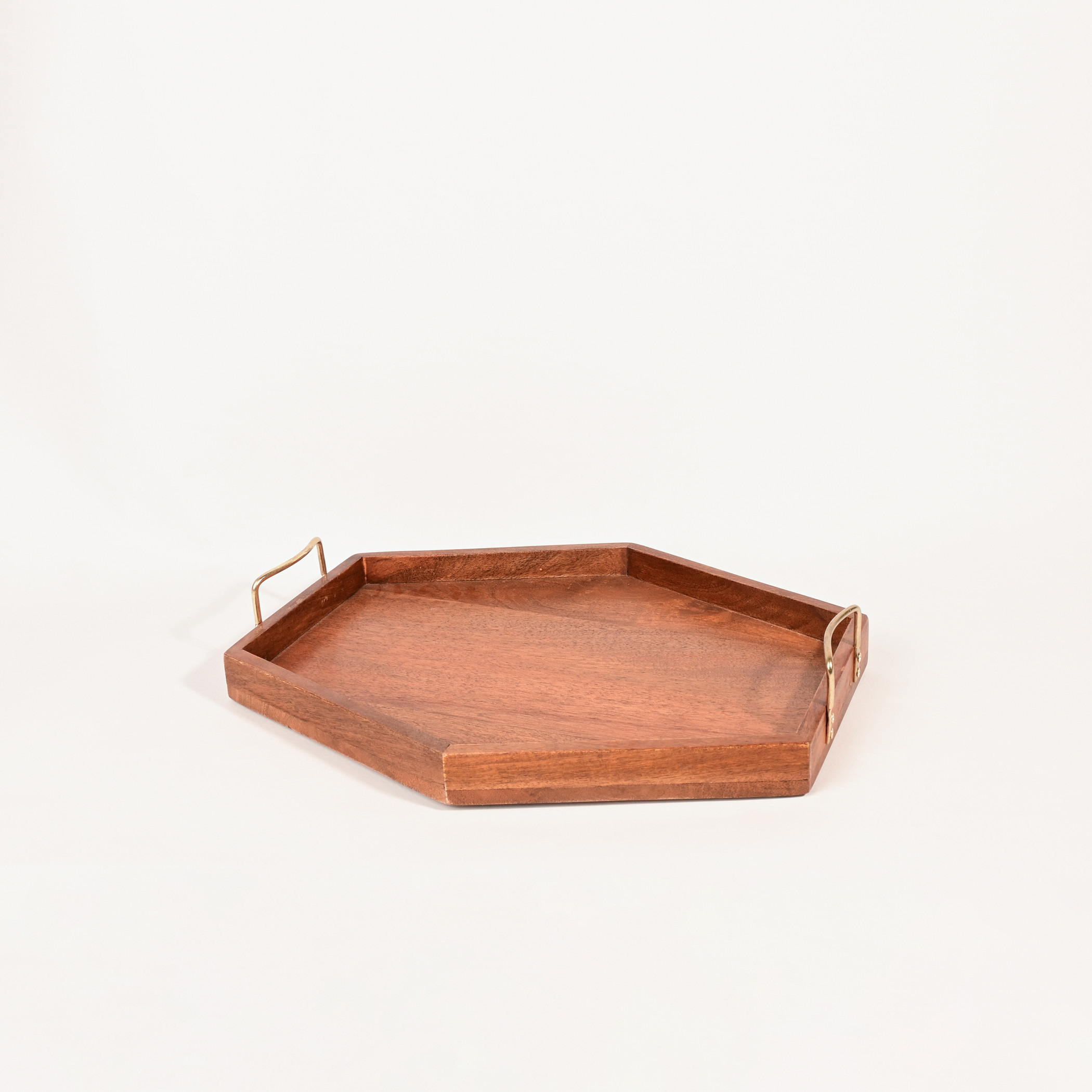 صينية تقديم خشبية سداسية بمقابض من هوم كارفينج - 40 سم-household-dining-serveware-servingtrays-image-3