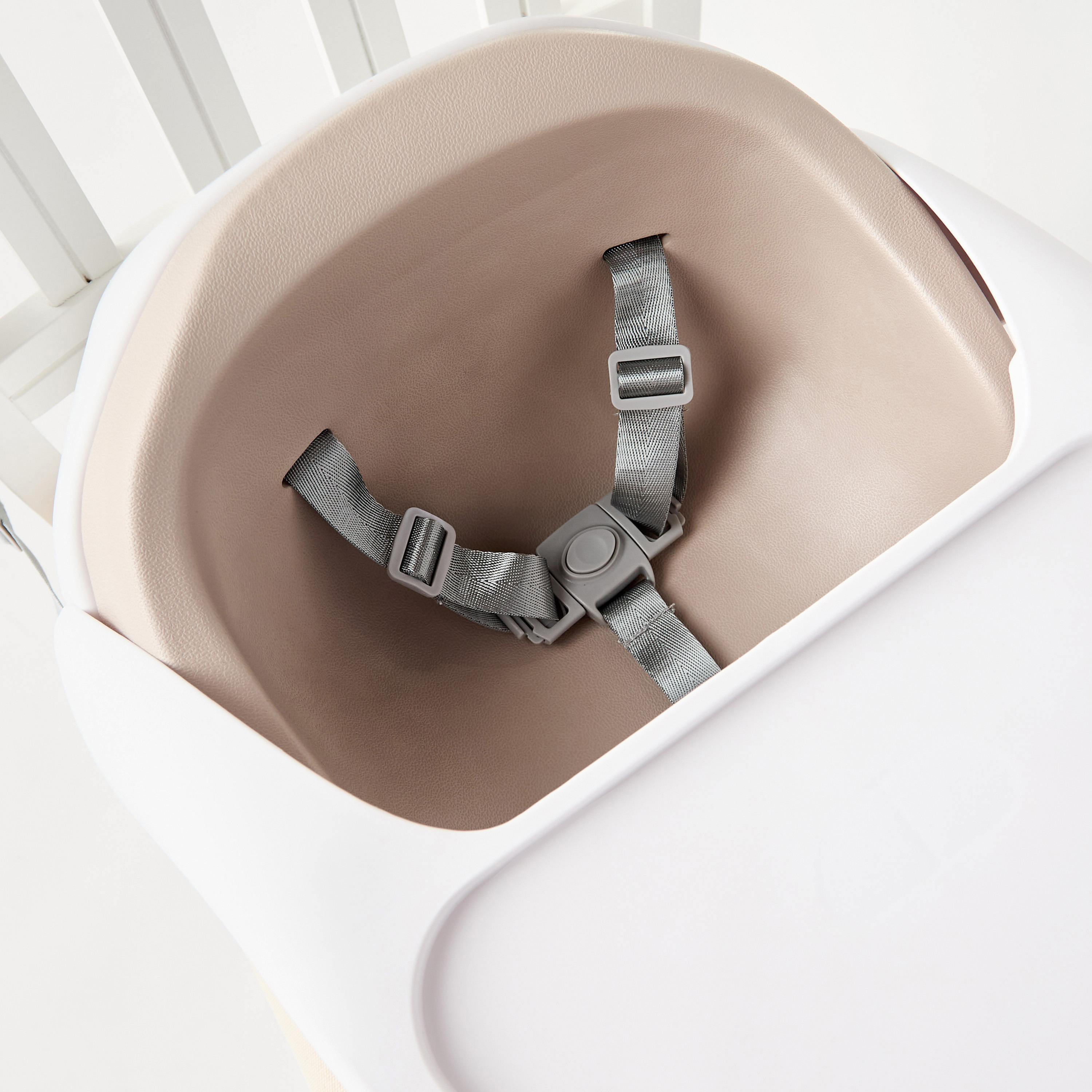 مقعد داعم للأطفال كالب من جونيورز-baby-feeding-highchairsandboosters-image-4