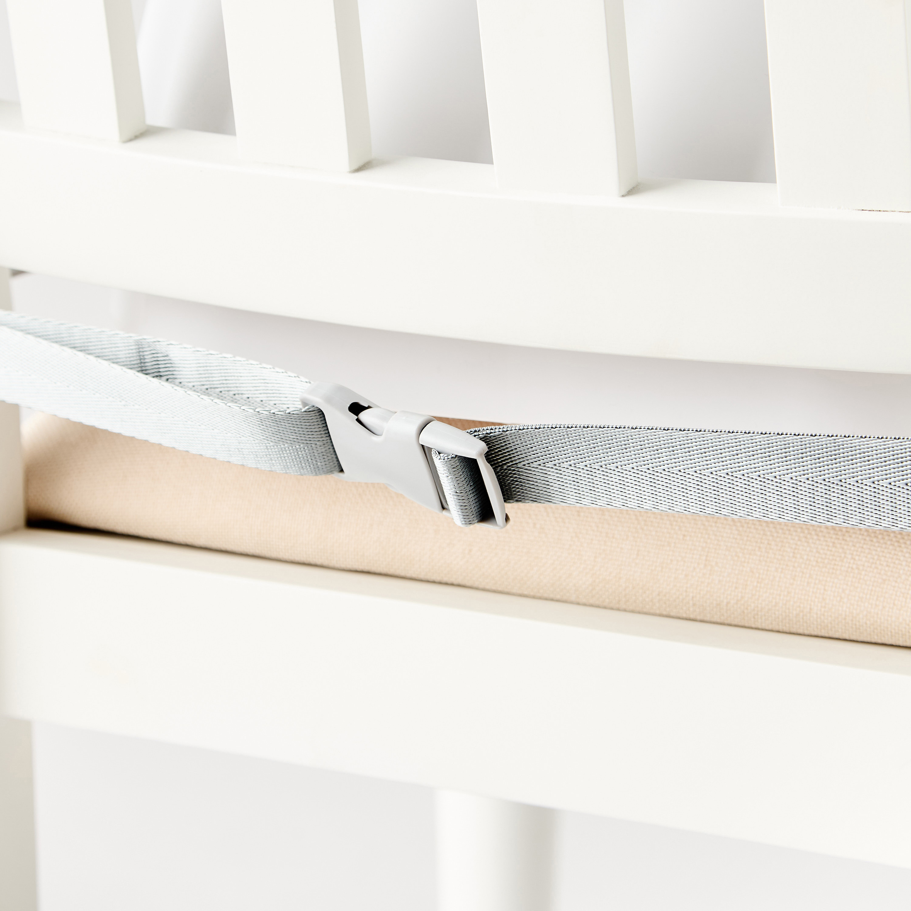 مقعد داعم للأطفال كالب من جونيورز-baby-feeding-highchairsandboosters-image-2