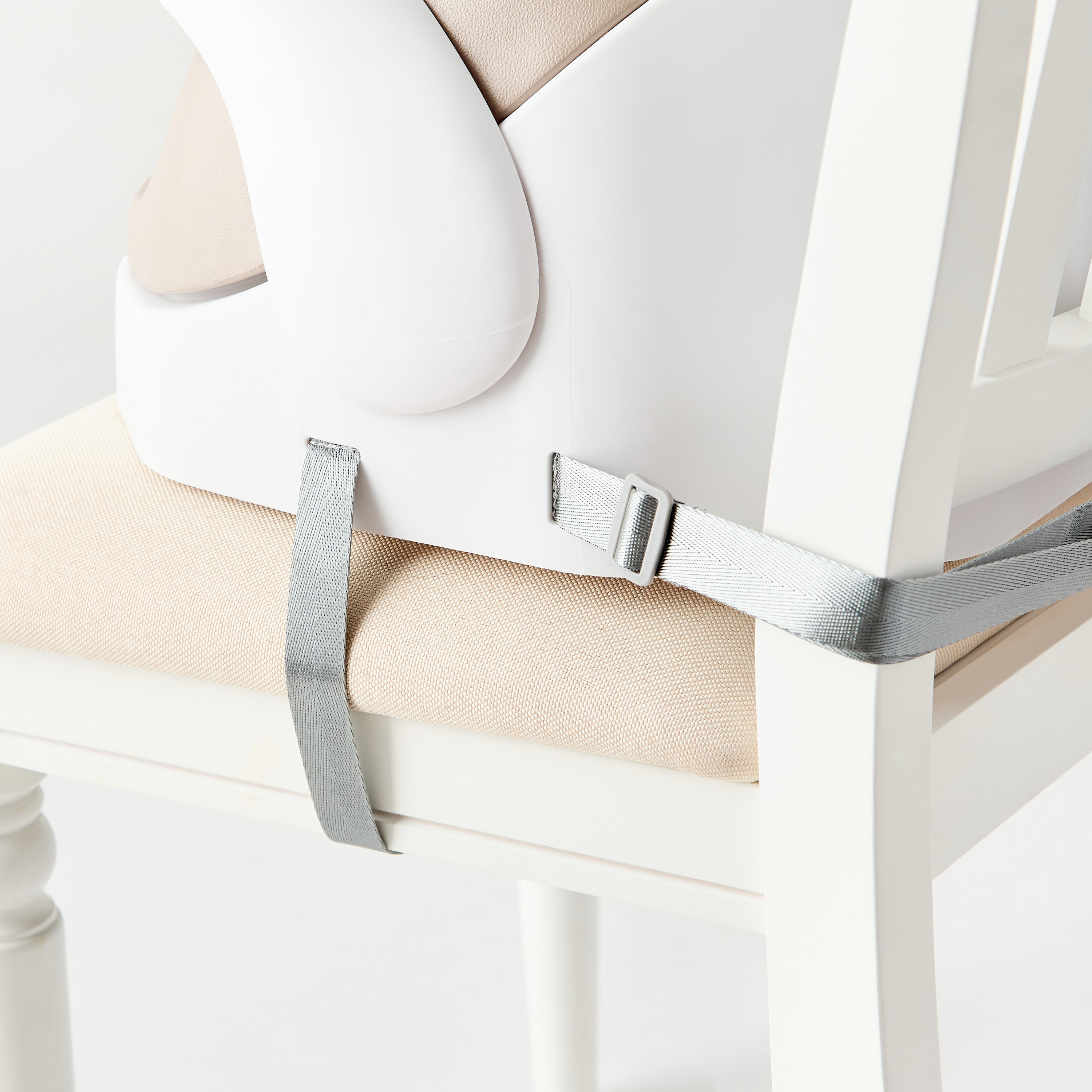 مقعد داعم للأطفال كالب من جونيورز-baby-feeding-highchairsandboosters-image-1