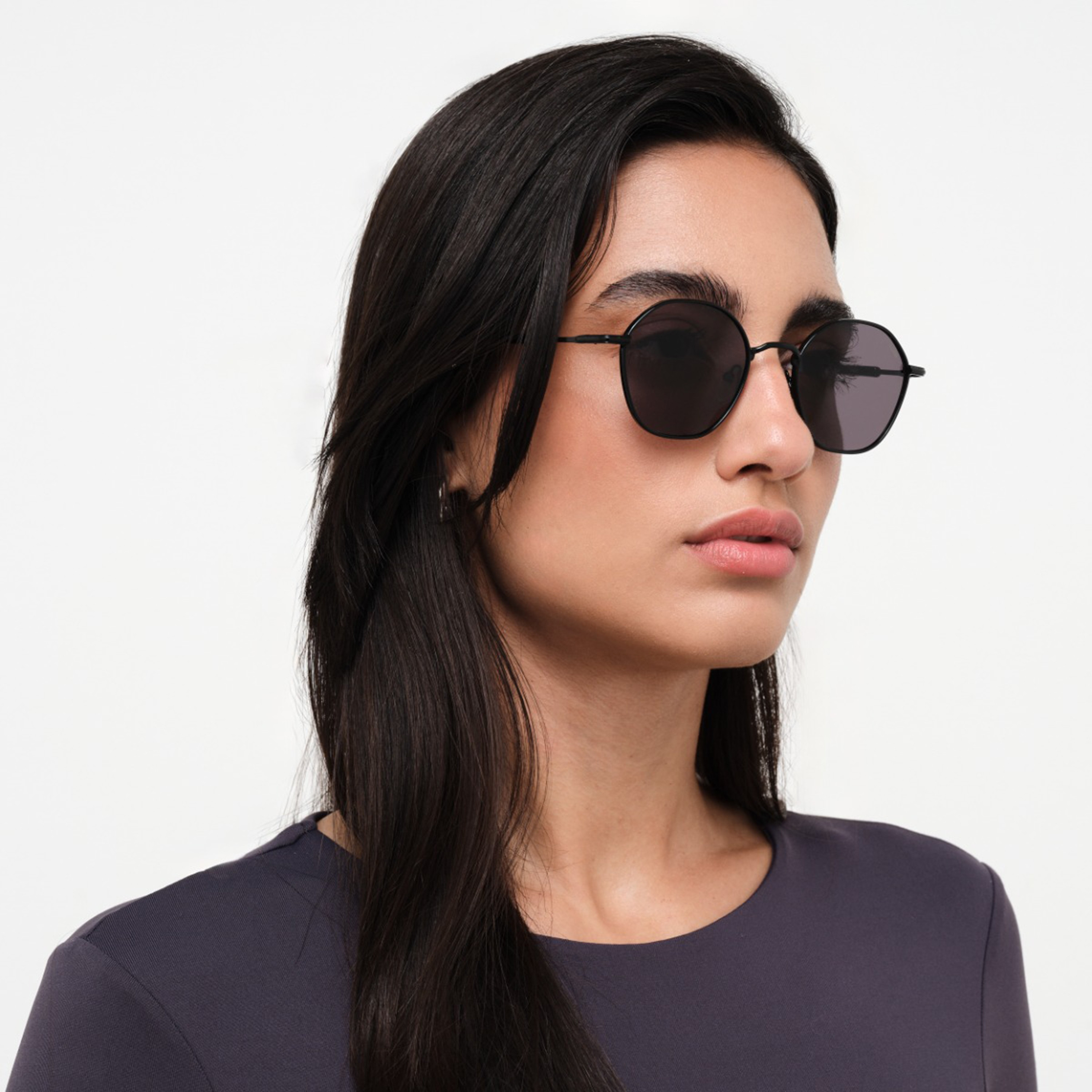 نظارة شمسية بعدسات هندسية رمادية من بلاك أوت شيمر مع 48 مم -men-sunglasses-image-5