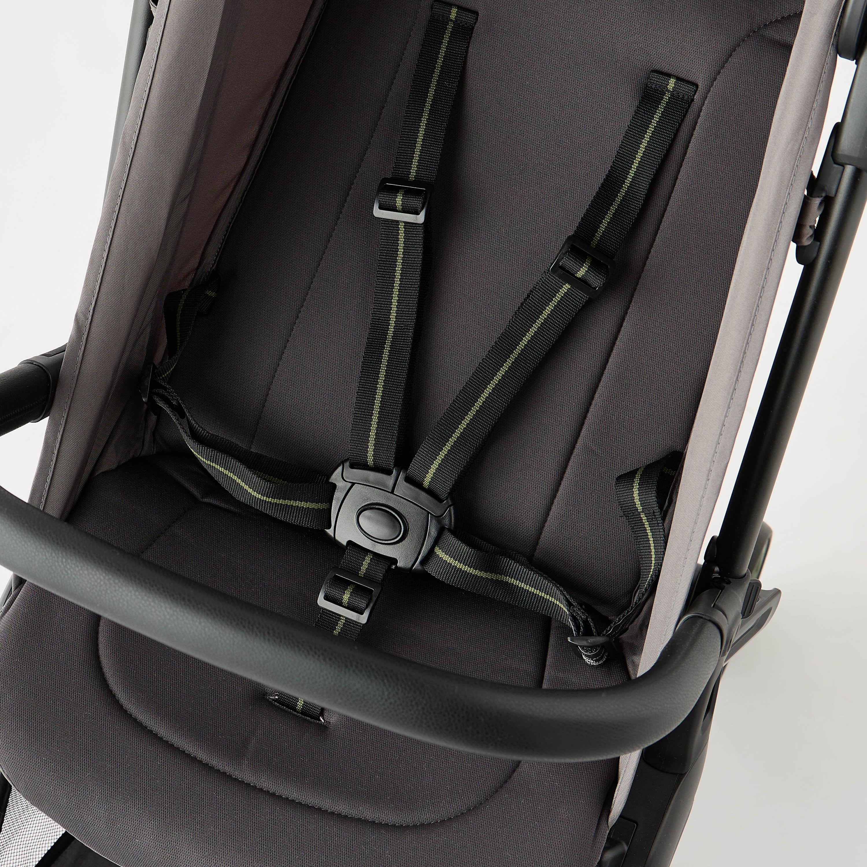 عربة أطفال أيرولايت جي تي إكس من جيجلز - أبريكوت كراش-baby-gear-strollersandprams-strollers-image-6