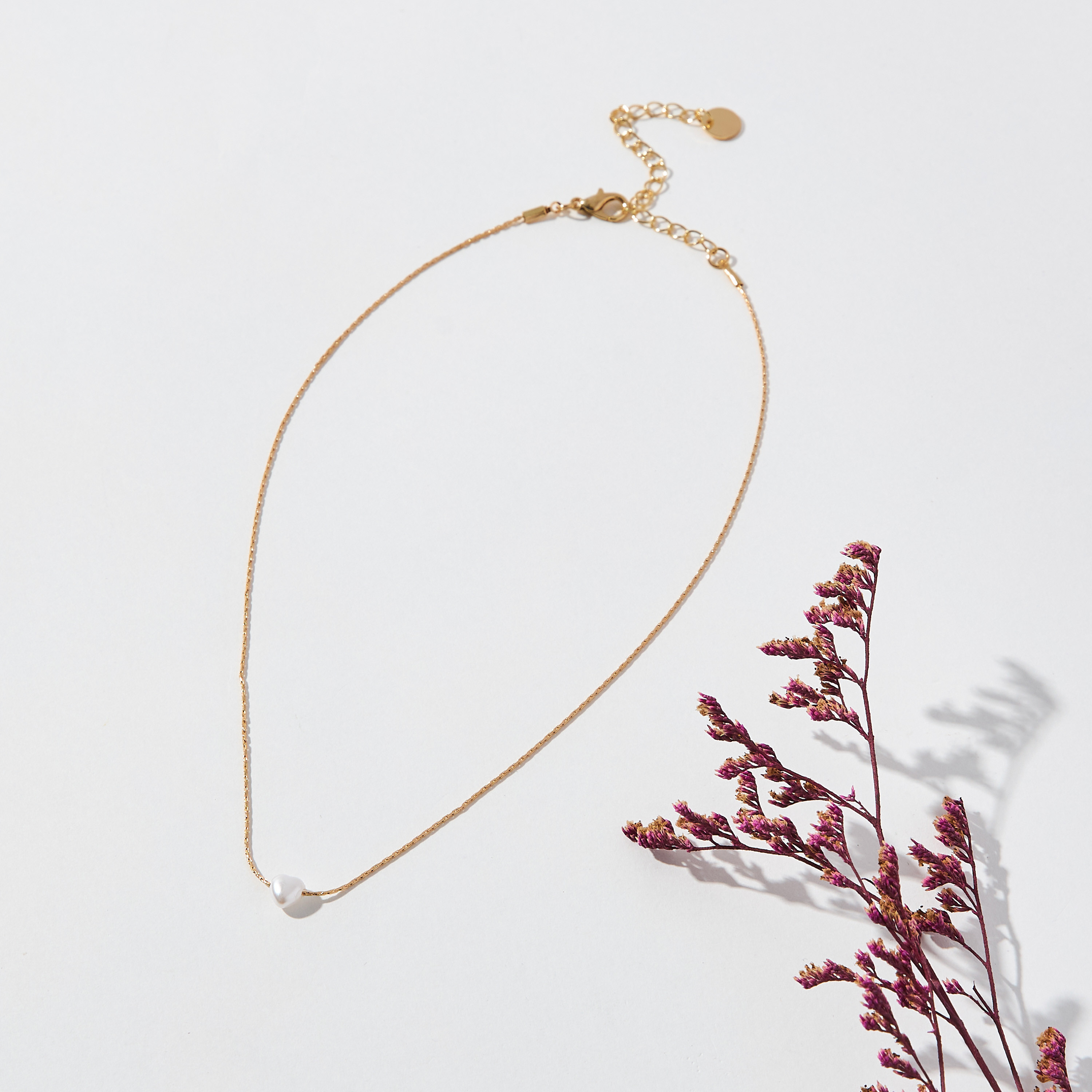 عقد بدلاية مزينة بالأحجار ومشبك إغلاق-women-watchesandjewellery-jewellery-necklacesandpendants-image-1