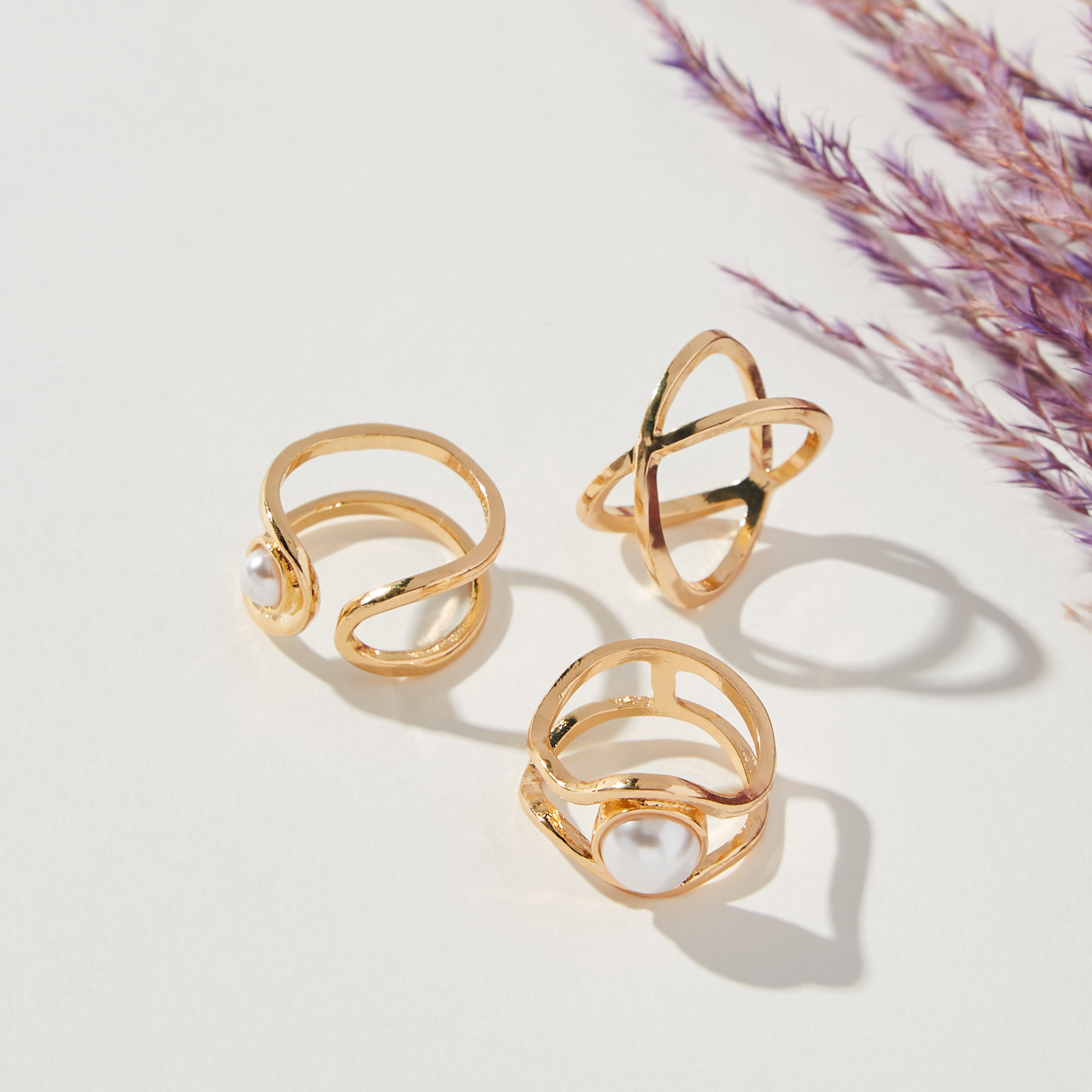 طقم خواتم 3 قطع متنوعة - L-XL-women-watchesandjewellery-jewellery-rings-image-1