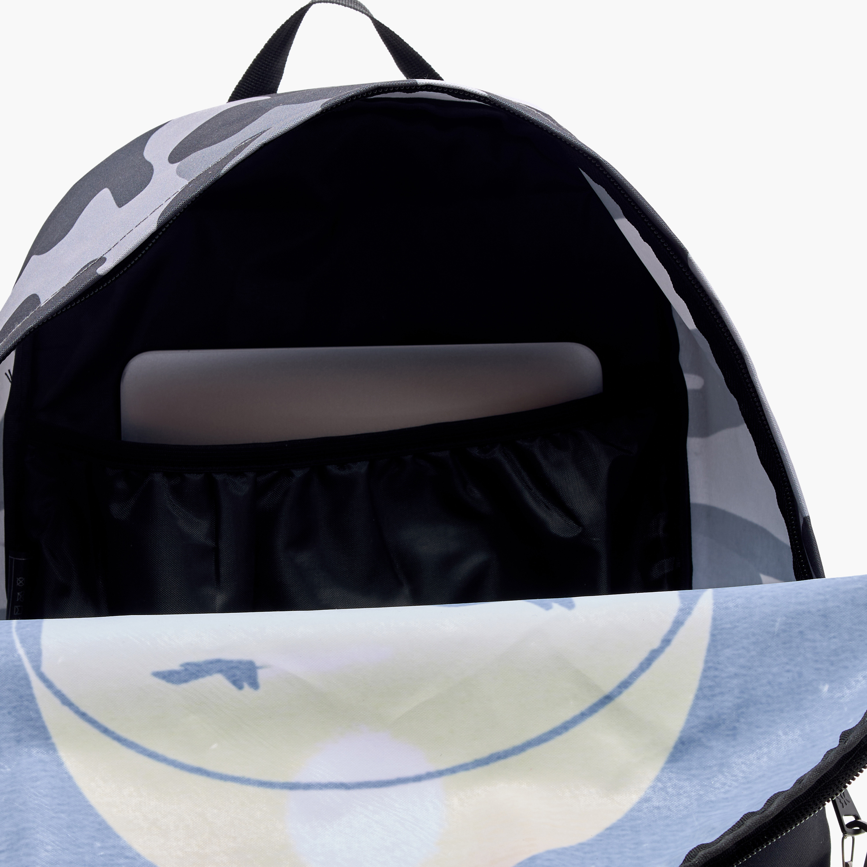 شنطة ظهر بحمالات قابلة للتعديل وطبعات مع مقلمة من جونيورز - 16 بوصة-school-bagsandbackpacks-backpacks-image-9