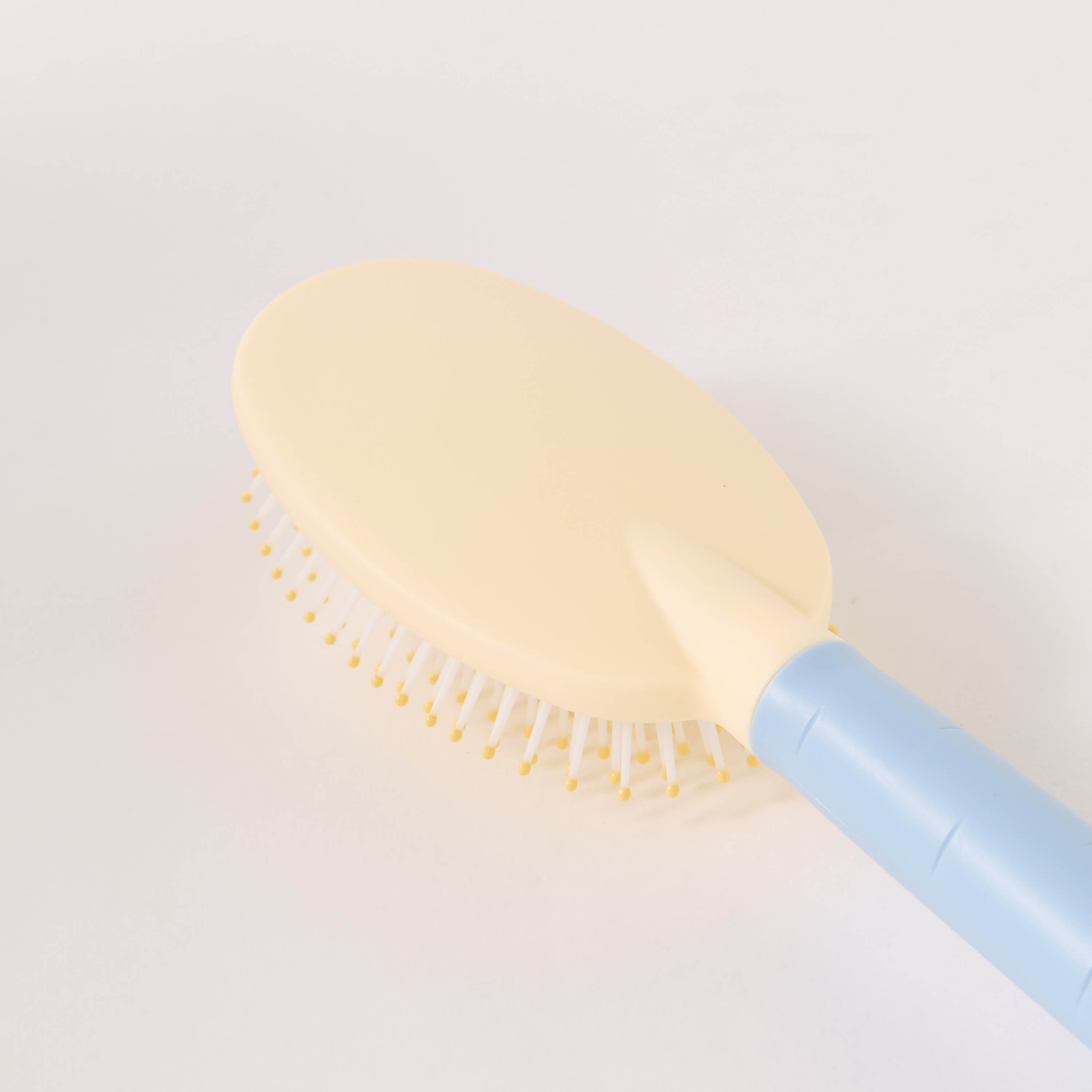 Solid Paddle Hairbrush-beautyandpersonalcare-hair-stylingtools-hairbrushesandcombs-image-4
