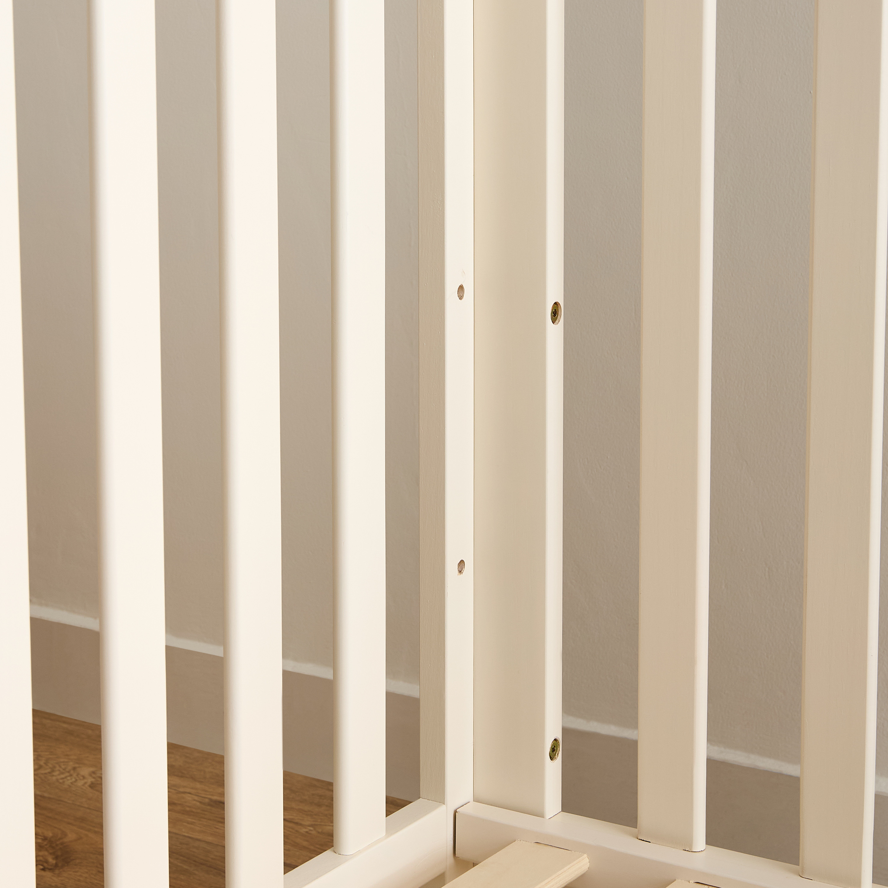 Juniors Oliver deluxe crib with wheels-baby-nursery-furniture-cribsandbeds-babycribs-image-11