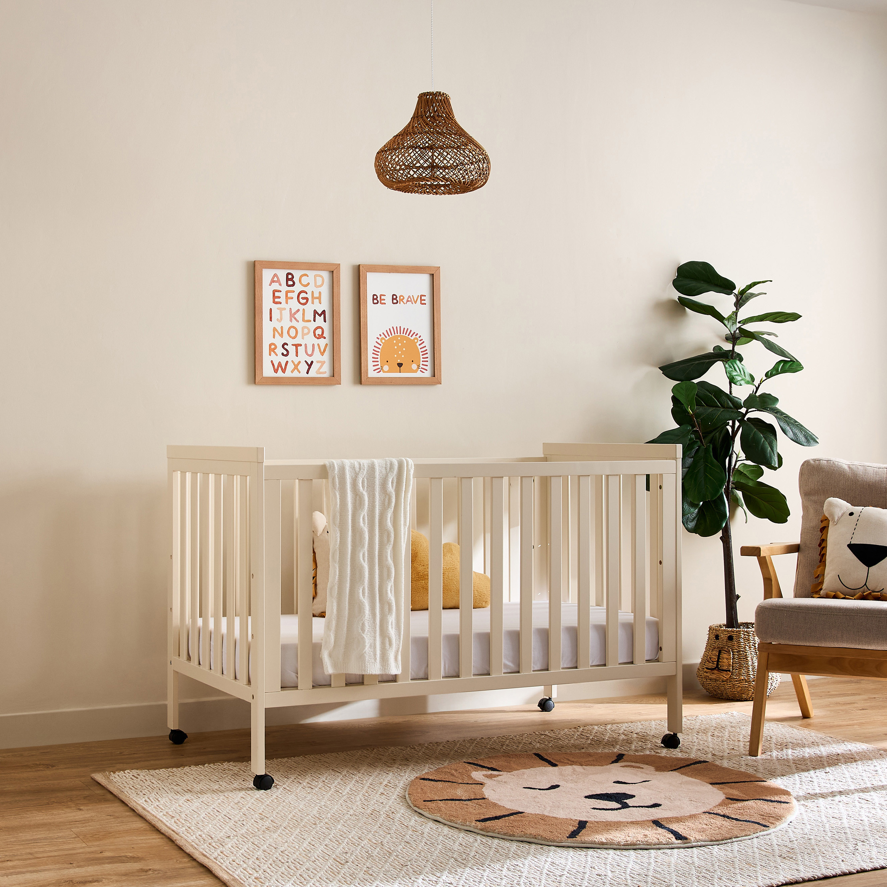 Juniors Oliver deluxe crib with wheels-baby-nursery-furniture-cribsandbeds-babycribs-image-13