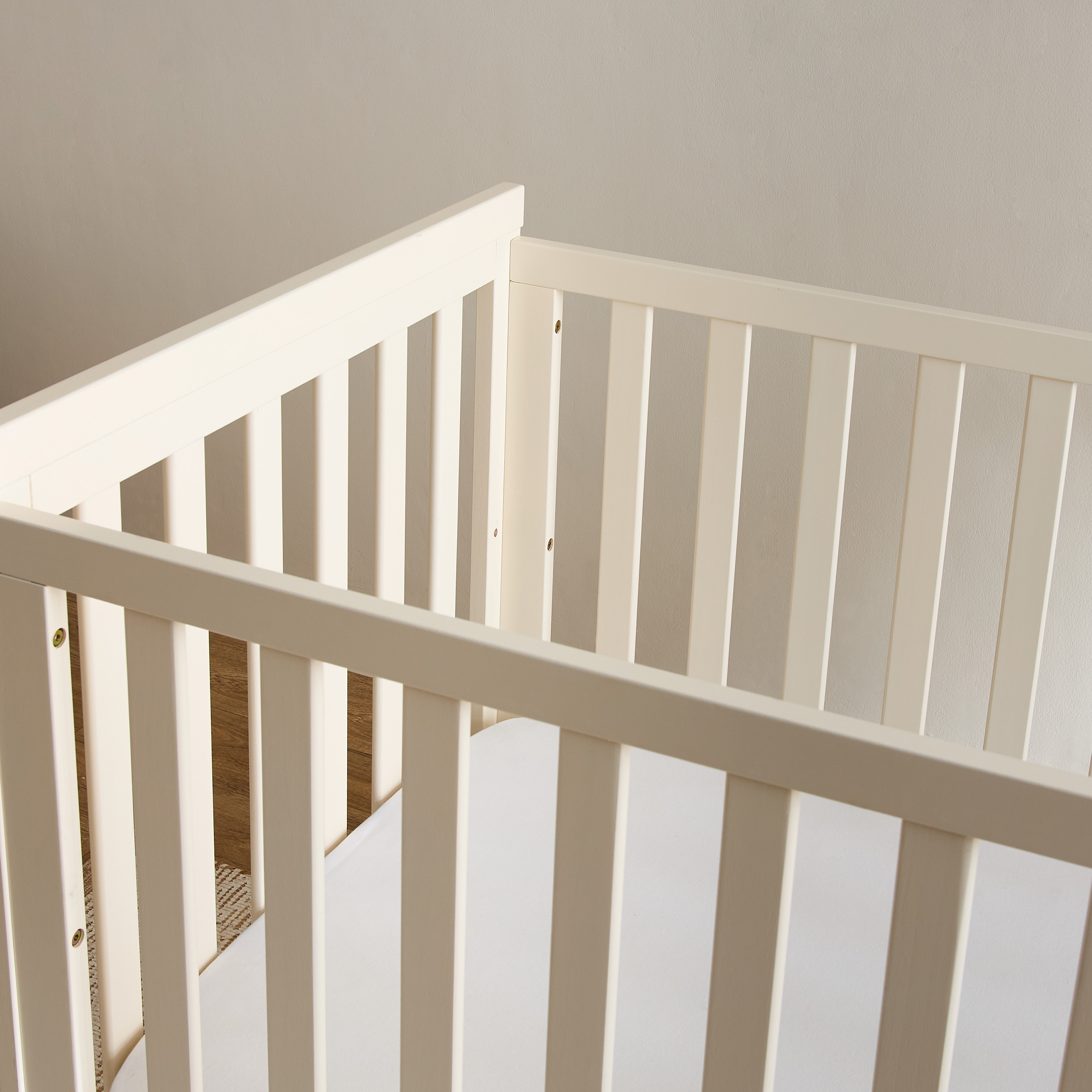 Juniors Oliver deluxe crib with wheels-baby-nursery-furniture-cribsandbeds-babycribs-image-6