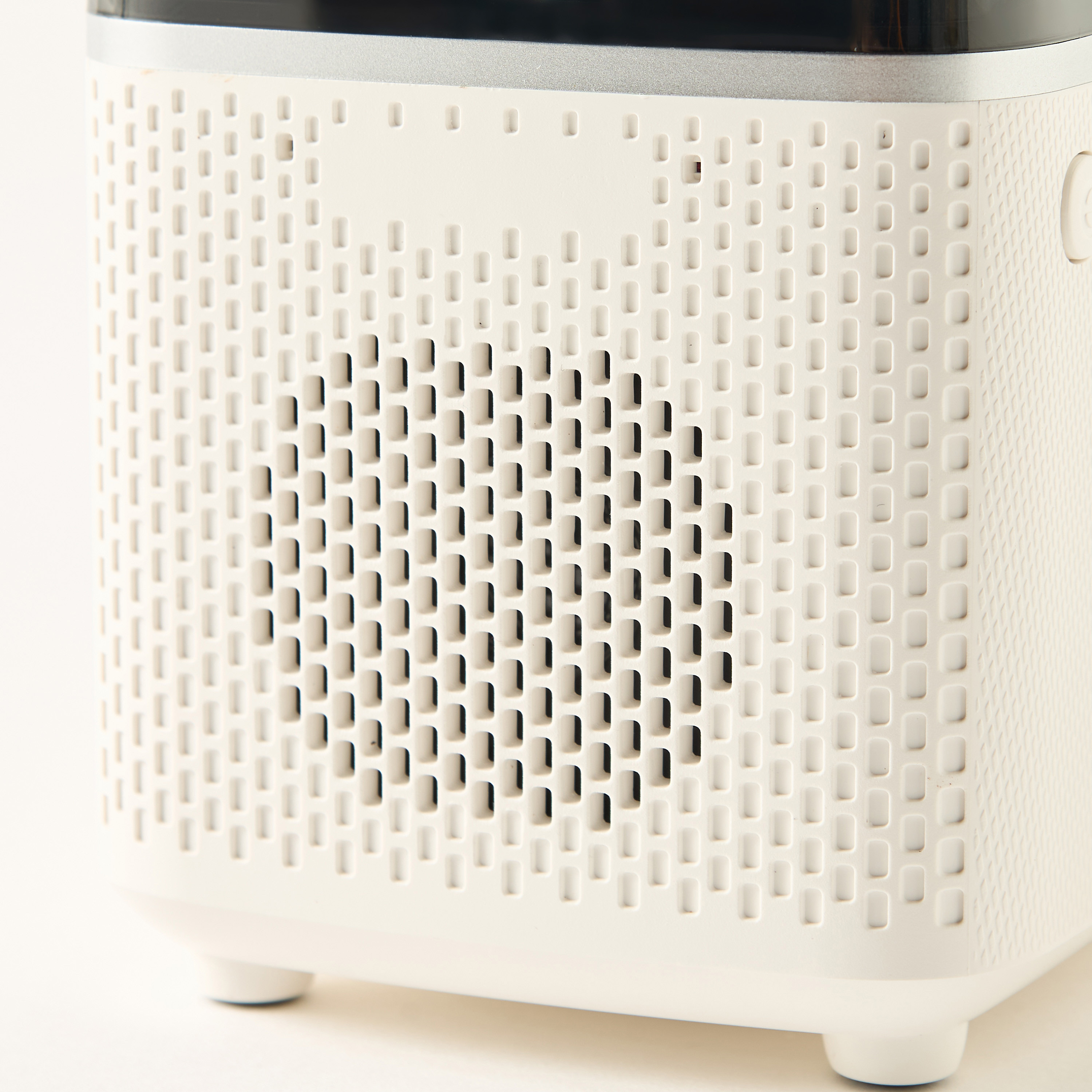 Findz Wireless LED Bluetooth Speaker-electronics-headphonesandearphones-image-7