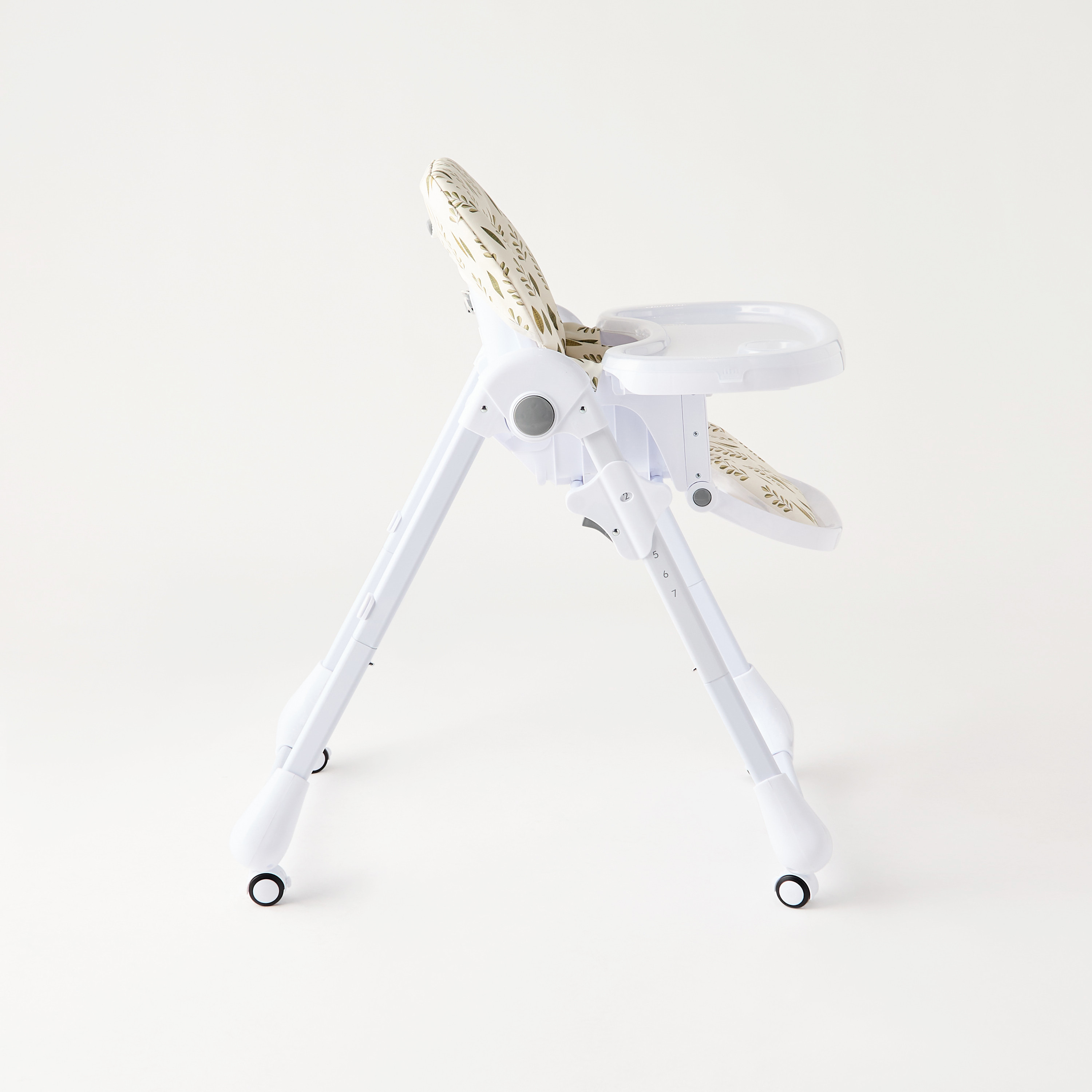 كرسي مرتفع أوكسو من جونيورز-baby-feeding-highchairsandboosters-image-4