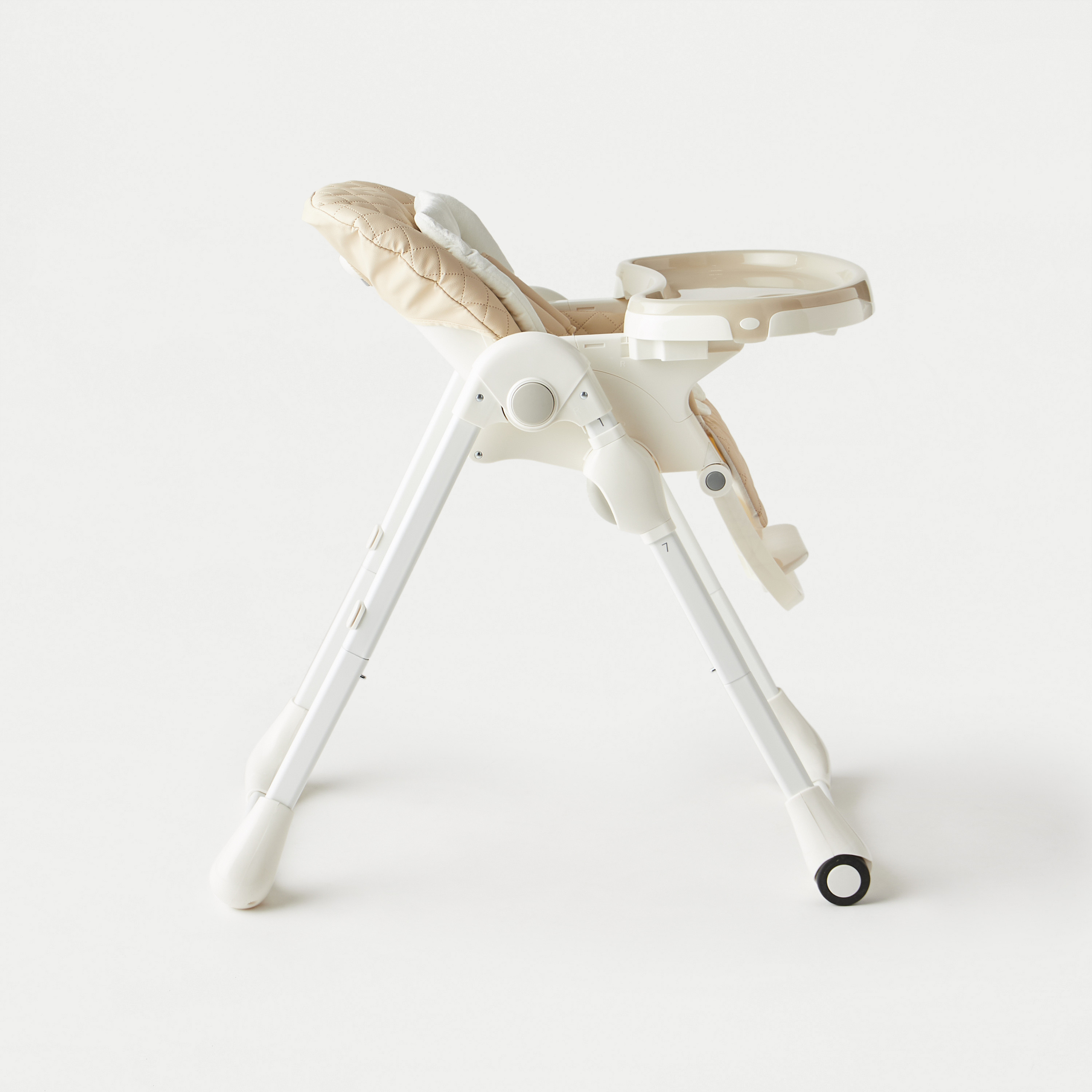 Giggles Lowel High Chair with Removable Tray and Wheels-baby-feeding-highchairsandboosters-image-13
