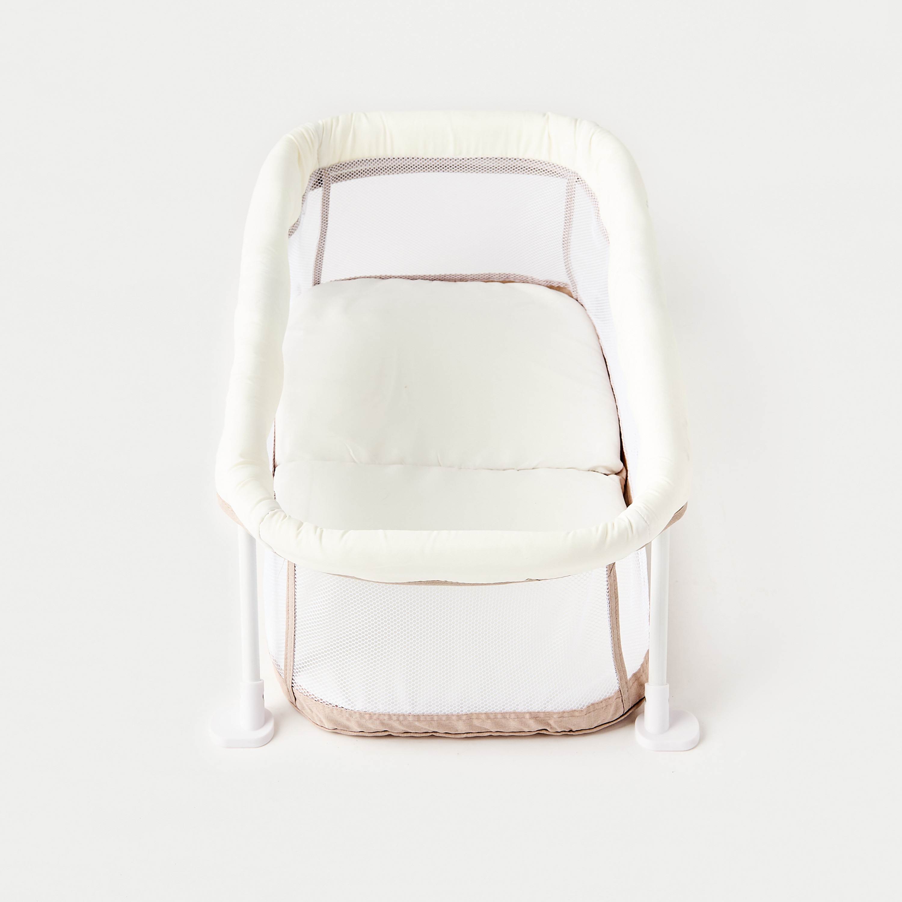 Juniors Foldable Travel Bassinet-baby-nursery-furniture-cribsandbeds-bassinets-image-3