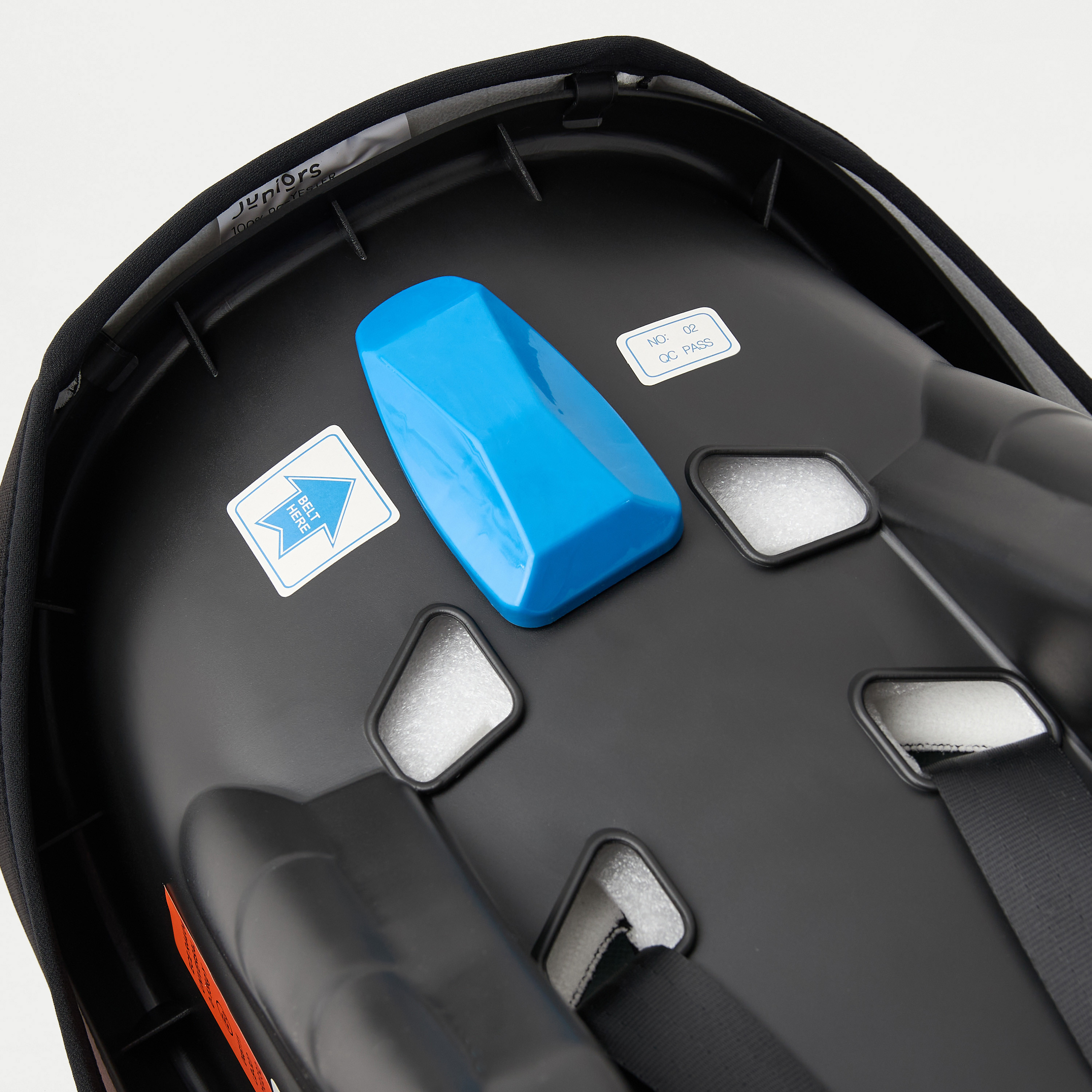 مقعد سيارة آن للرضّع مع حماية من الصدمات الجانبية وتثبيت خلفي وحزام أمان من جونيورز -baby-gear-carseats-image-2