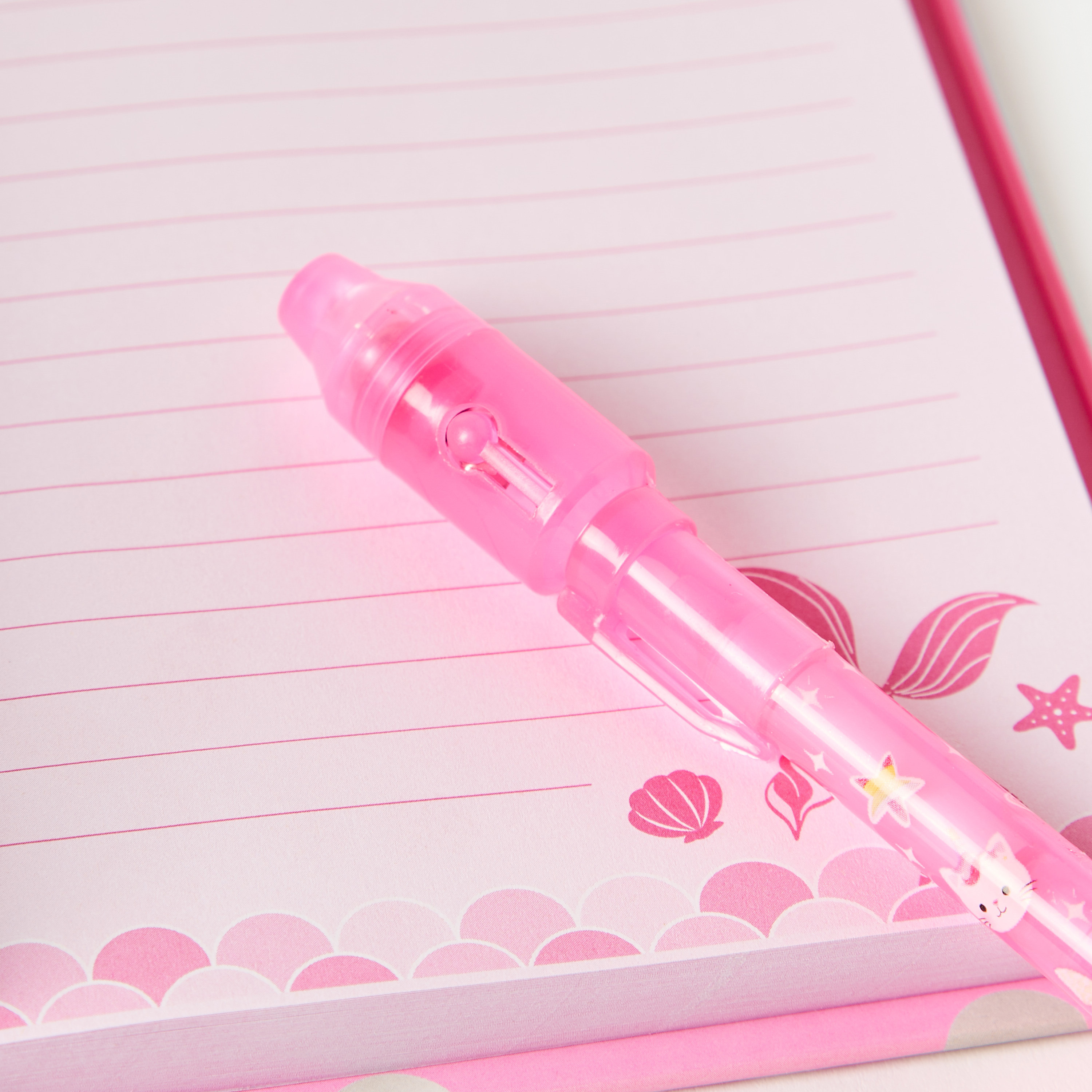 Hot Focus Secret Message Journal with Passcode Lock and Invisible Ink Pen-school-stationery-accessories-image-4