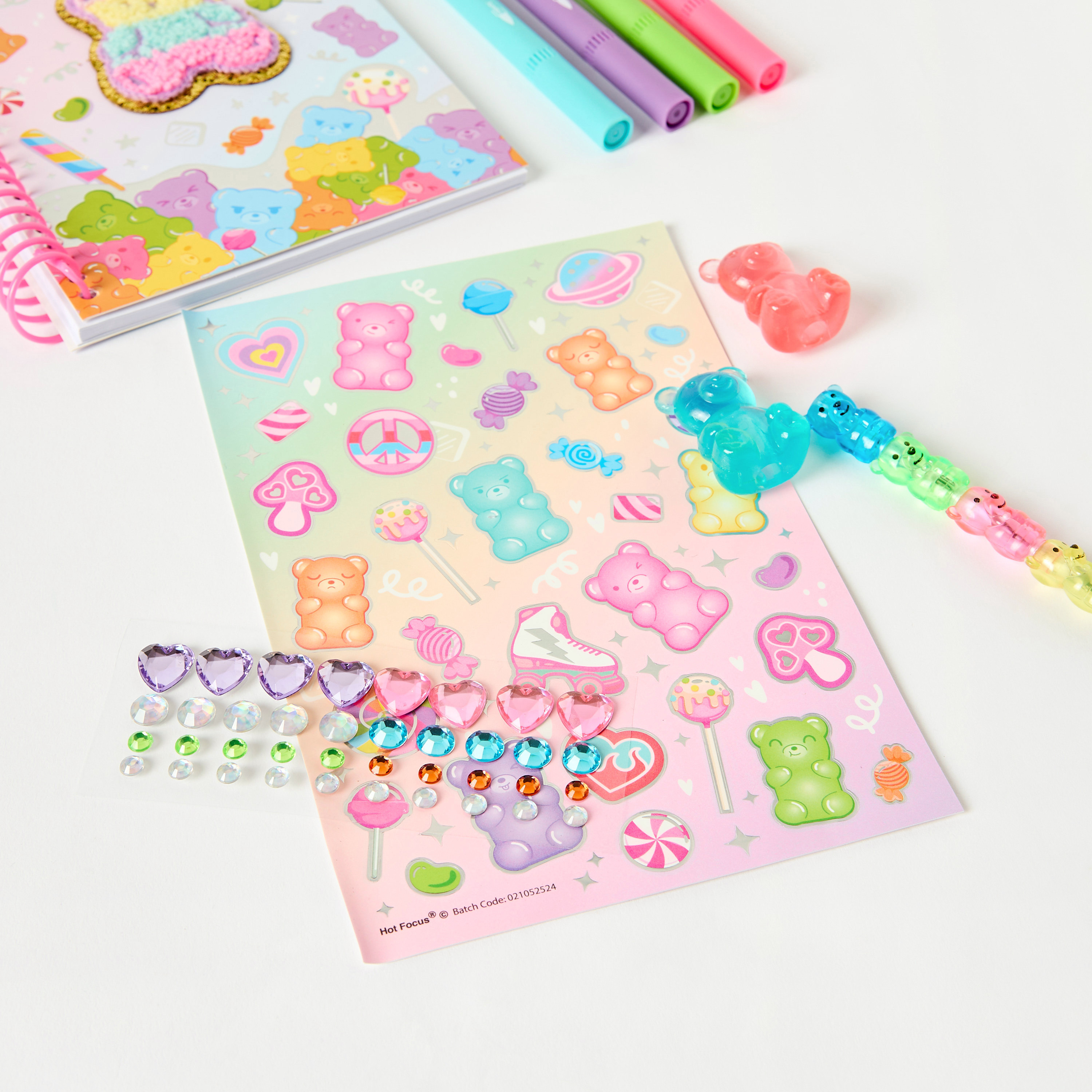 مجموعة قرطاسية مع شنطة صغيرة فان سكتشنج فايبس-school-artsandcrafts-image-2