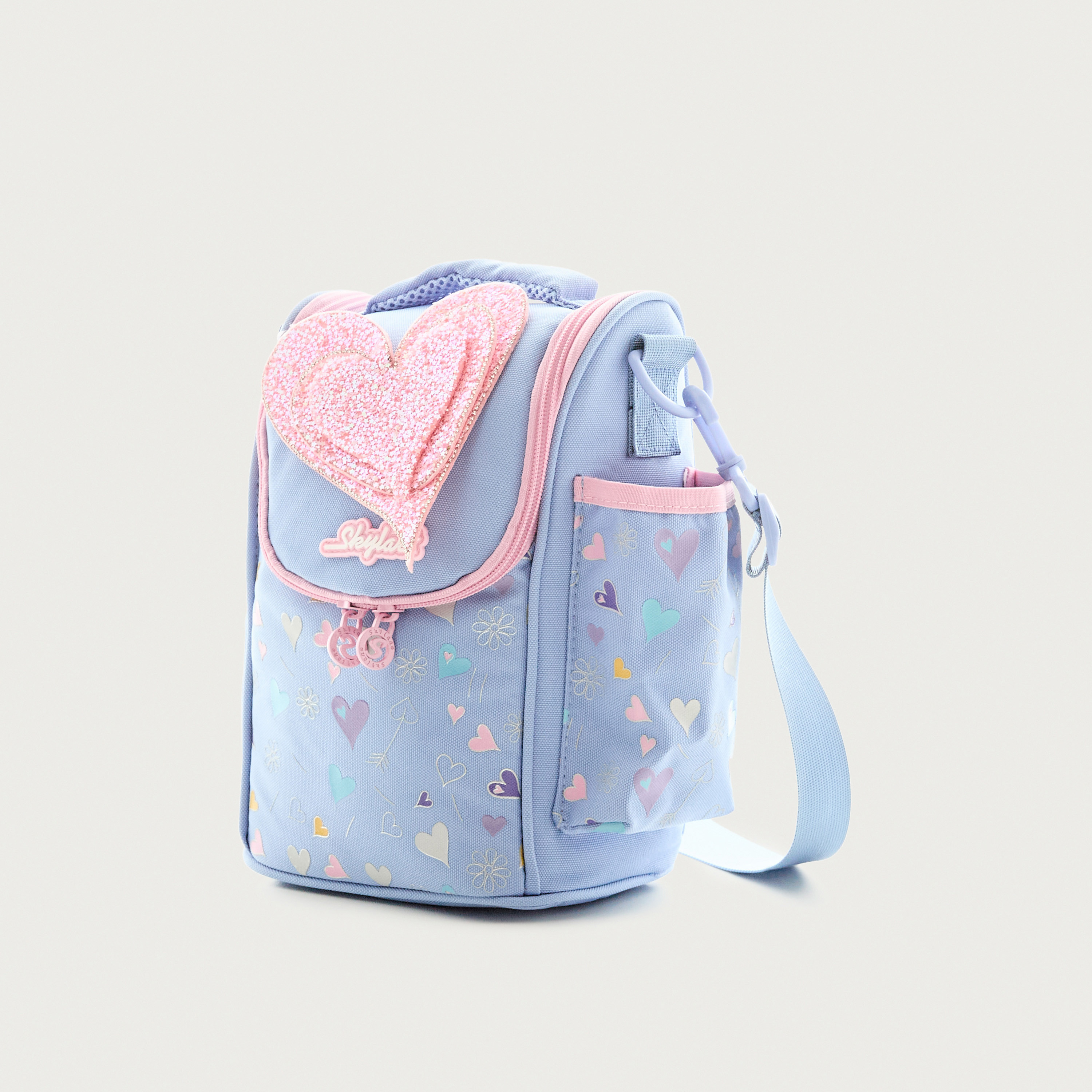 Skylar Printed Lunch Bag with Heart Accent and Zip Closure-school-lunchessentials-lunchbags-image-2