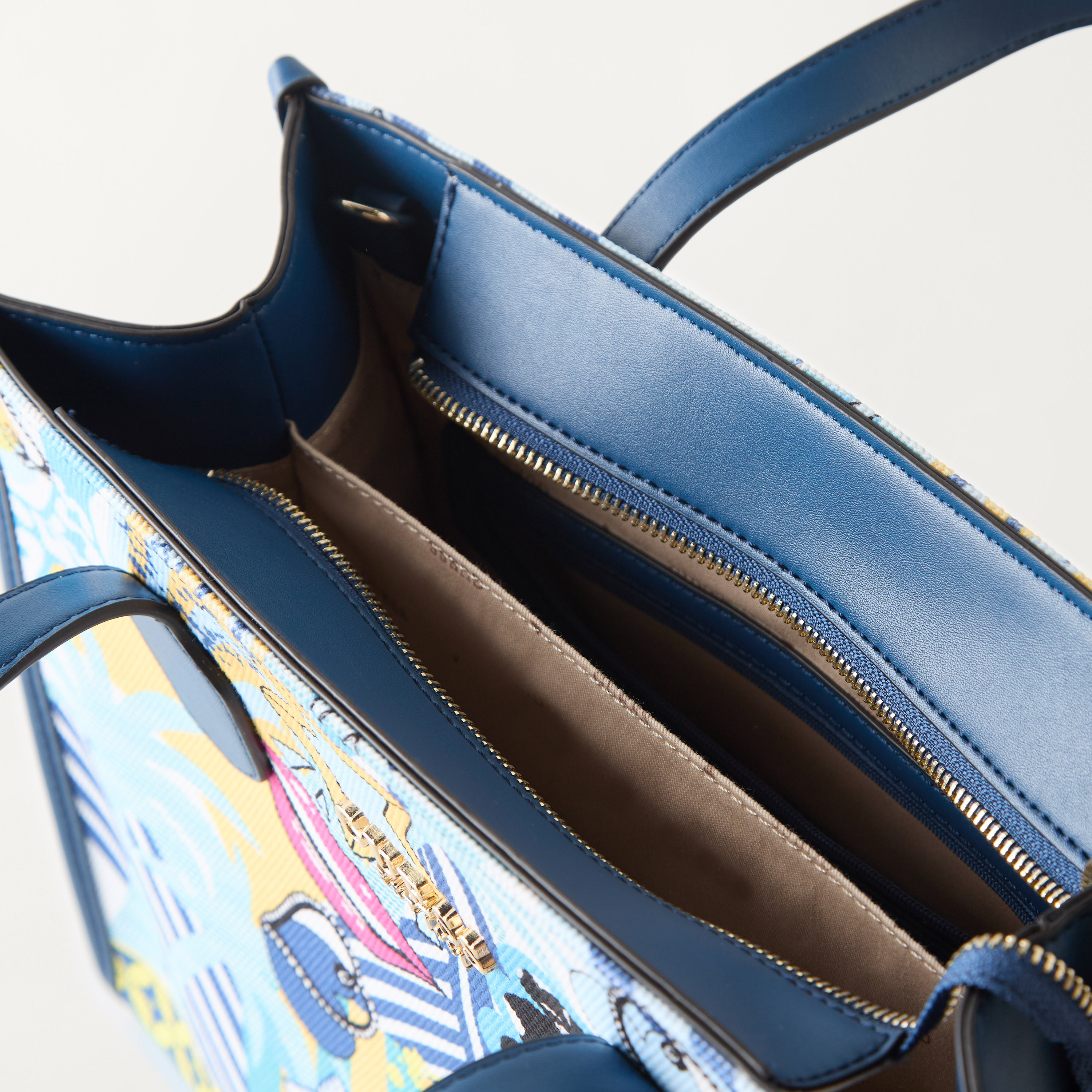 Guess Silvana Tote Bag with Detachable Strap and Zip Closure-women-bagsandwallets-handbags-image-5