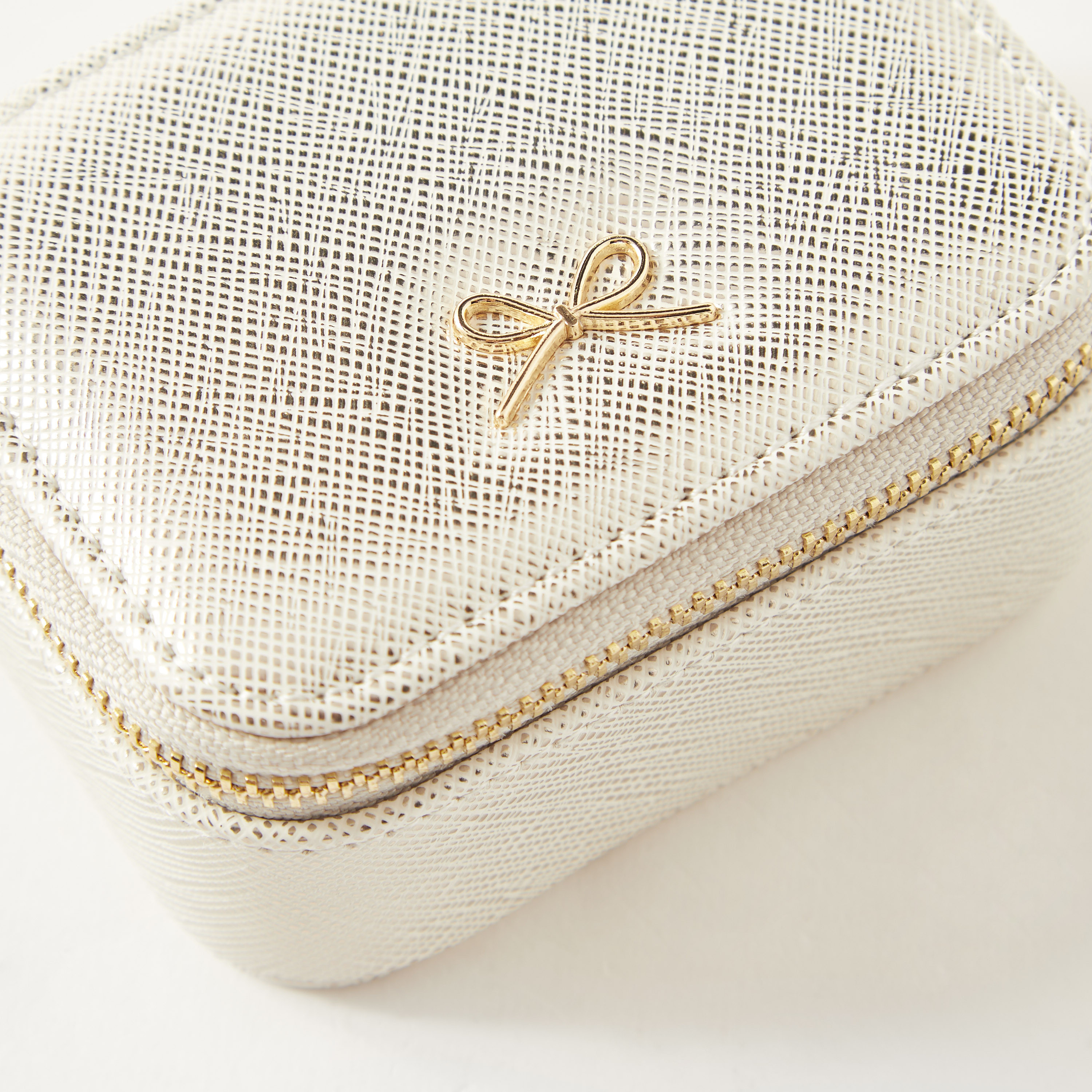 Textured Jewellery Box with Bow Detail and Zip Closure-women-watchesandjewellery-jewellery-storage-image-3