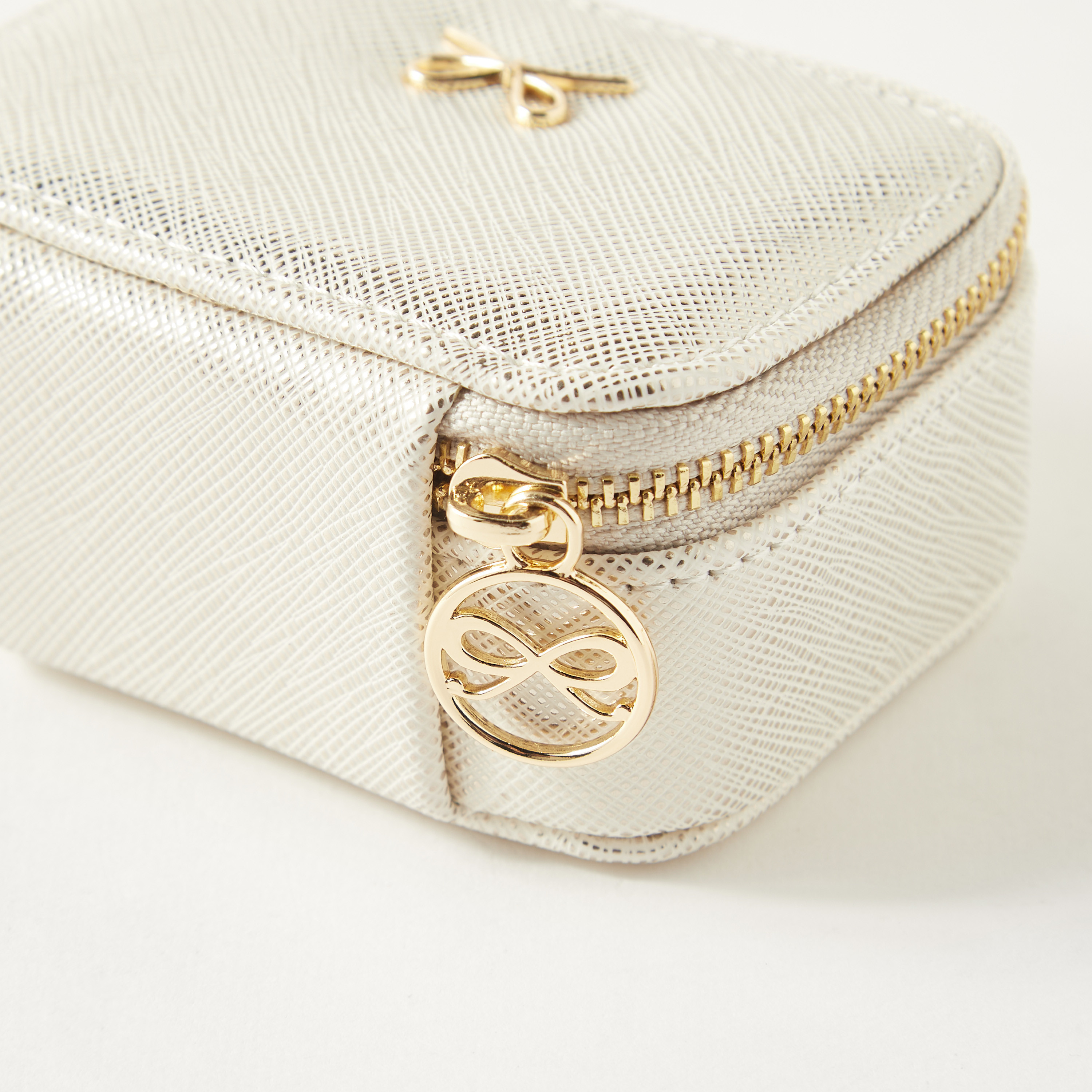 Textured Jewellery Box with Bow Detail and Zip Closure-women-watchesandjewellery-jewellery-storage-image-4