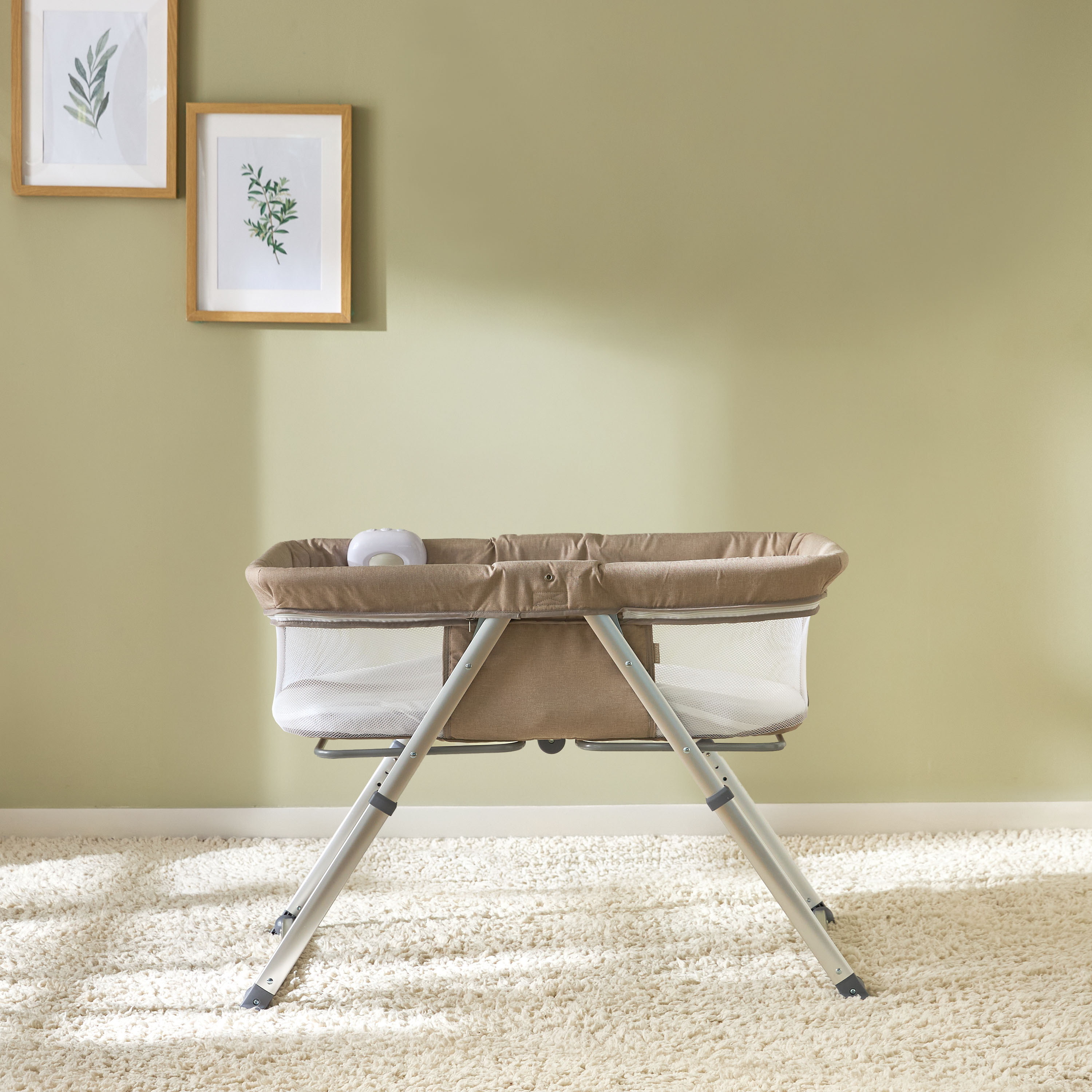 Juniors Drew Foldable Rocking Bassinet with Music and Vibration-baby-nursery-furniture-cribsandbeds-bassinets-image-3