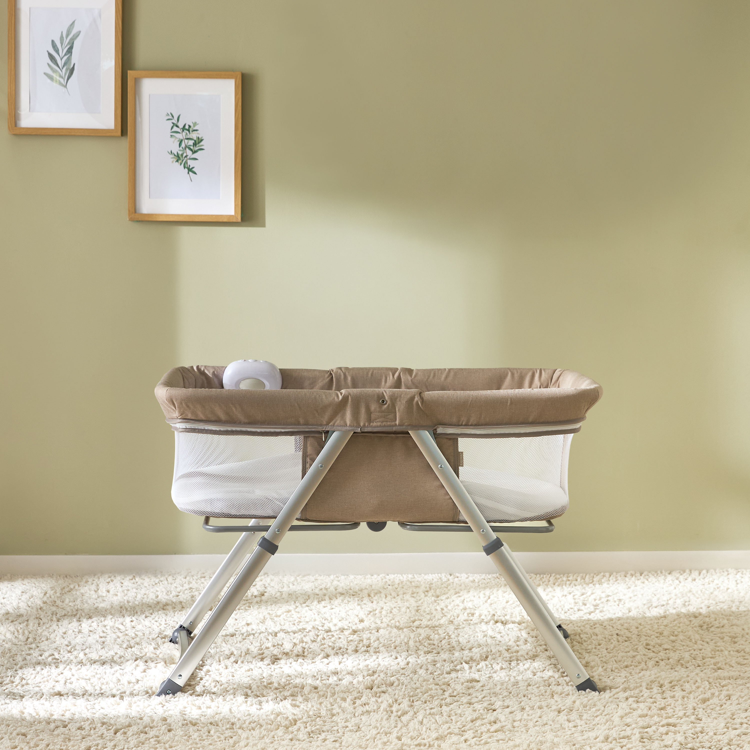 Juniors Drew Foldable Rocking Bassinet with Music and Vibration-baby-nursery-furniture-cribsandbeds-bassinets-image-5