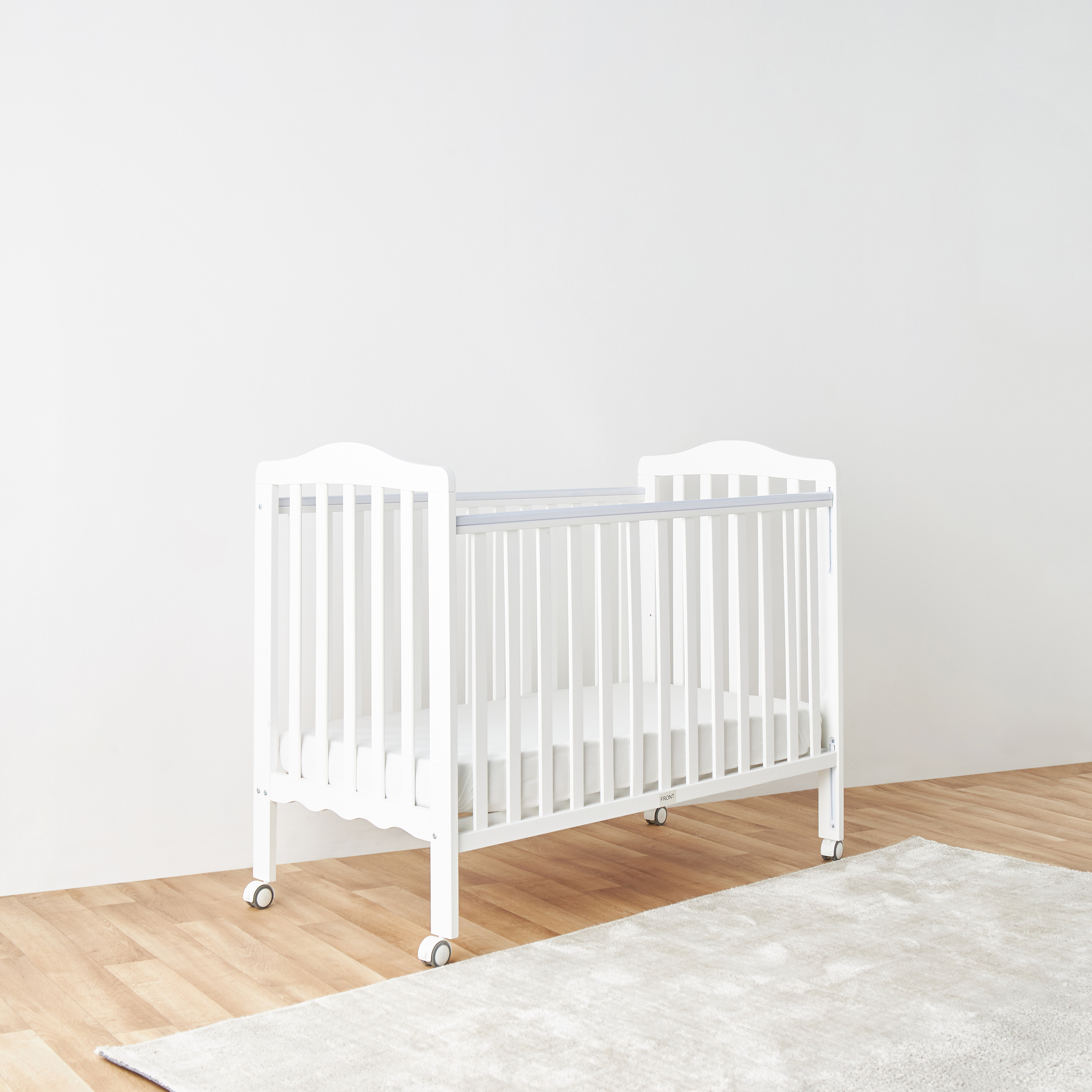 Juniors Roman Crib with Adjustable Side Rails (Up to 3 years)-baby-nursery-furniture-cribsandbeds-babycribs-image-2