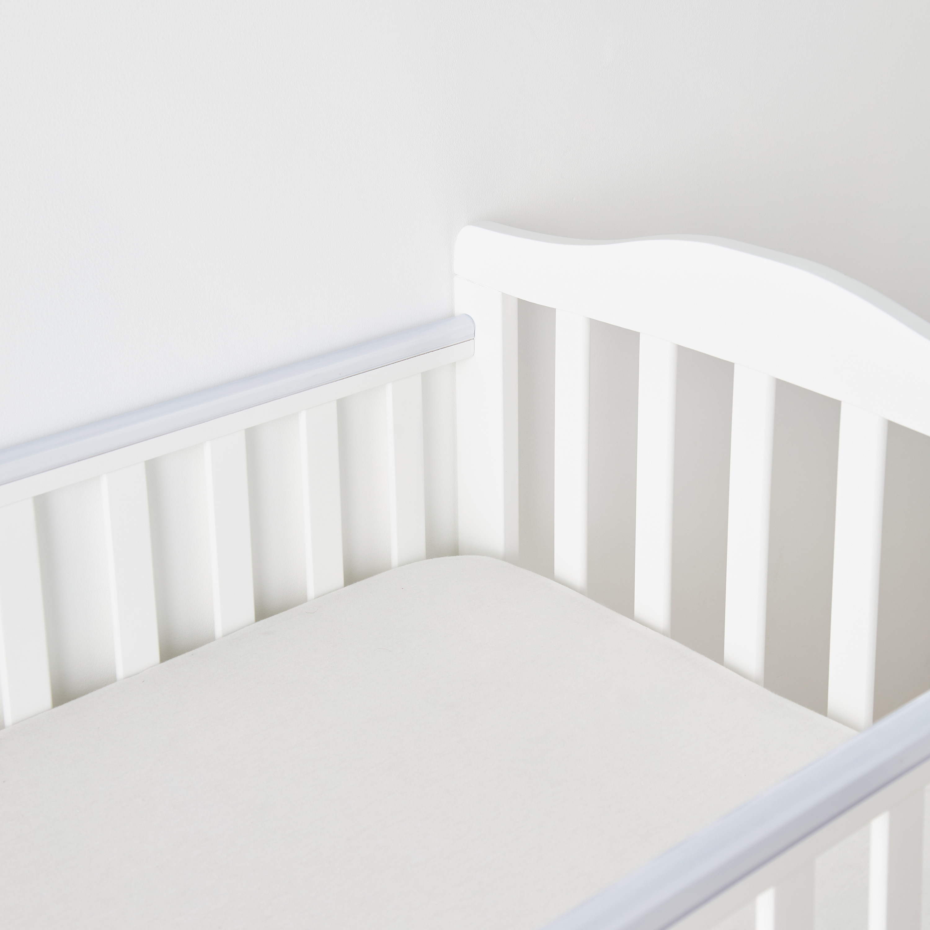 Juniors Roman Crib with Adjustable Side Rails (Up to 3 years)-baby-nursery-furniture-cribsandbeds-babycribs-image-6