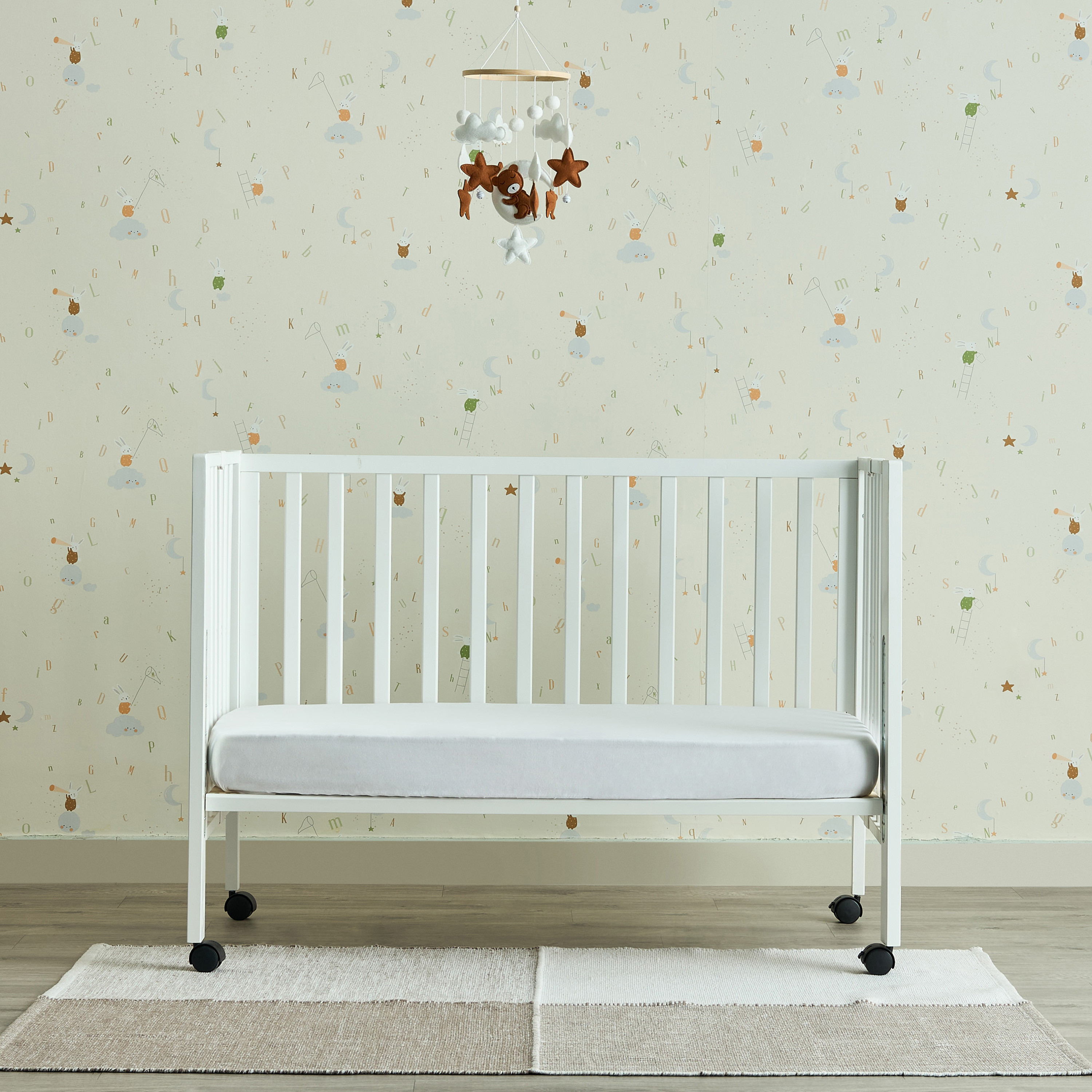 Juniors Sarah Foldable Crib-baby-nursery-furniture-cribsandbeds-babycribs-image-5