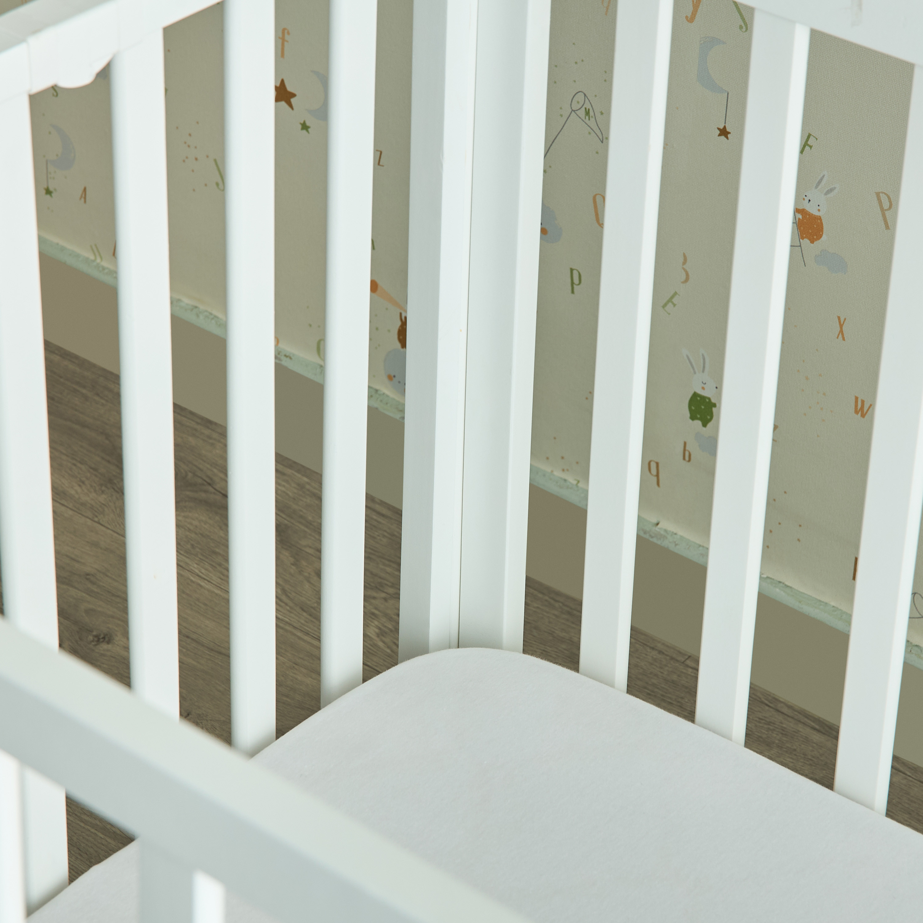 Juniors Sarah Foldable Crib-baby-nursery-furniture-cribsandbeds-babycribs-image-9