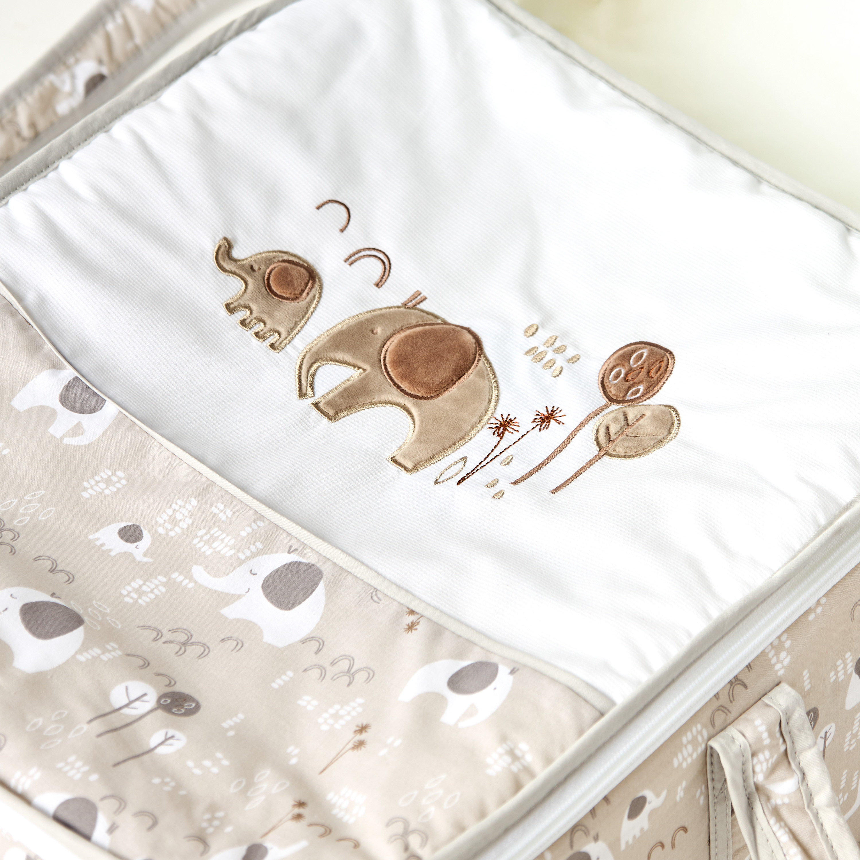 Juniors Jesse Printed Carry Cot with Canopy-baby-nursery-furniture-mosesbaskets-image-6