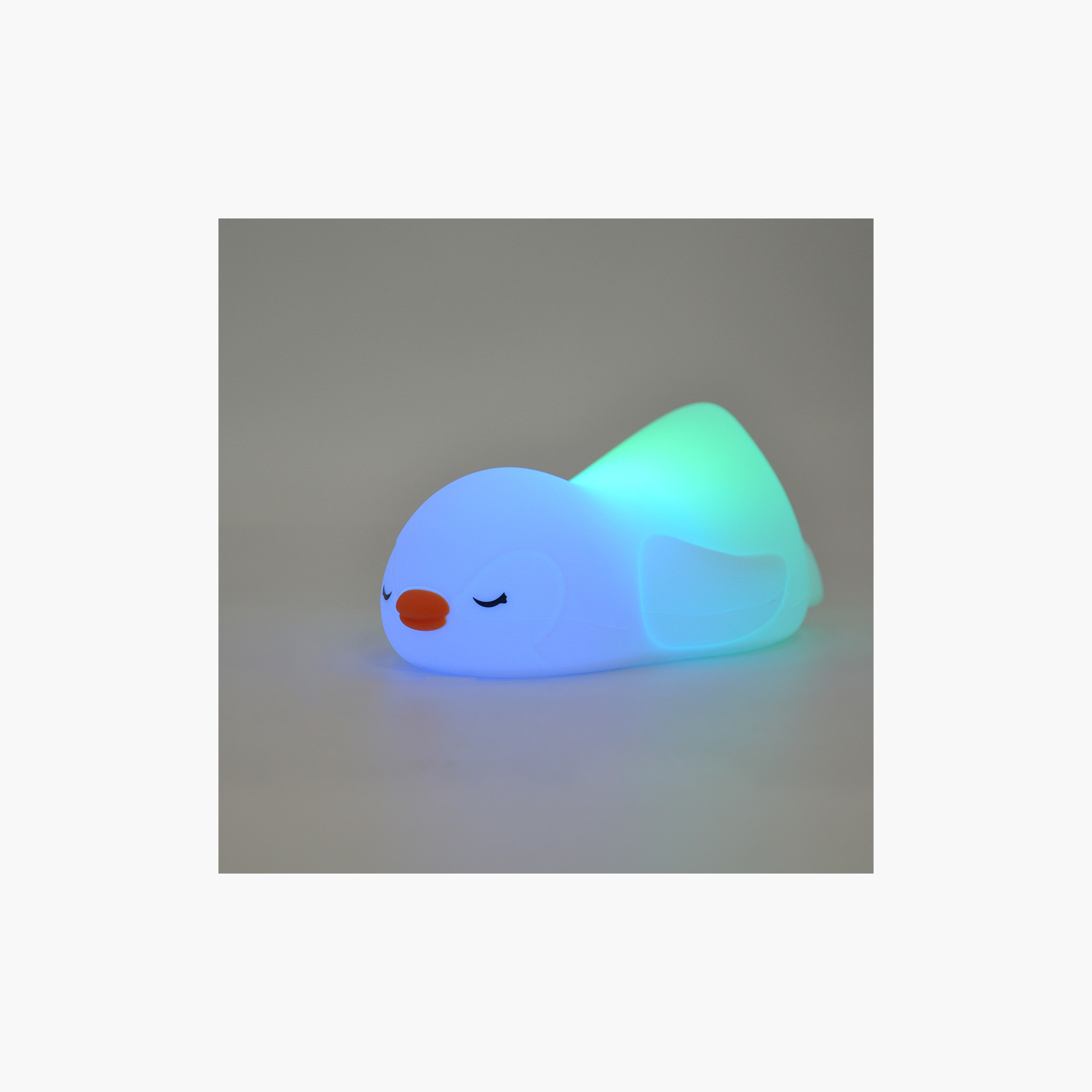 مصباح بتصميم بطريق من جونيورز-baby-nursery-roomdecor-image-1