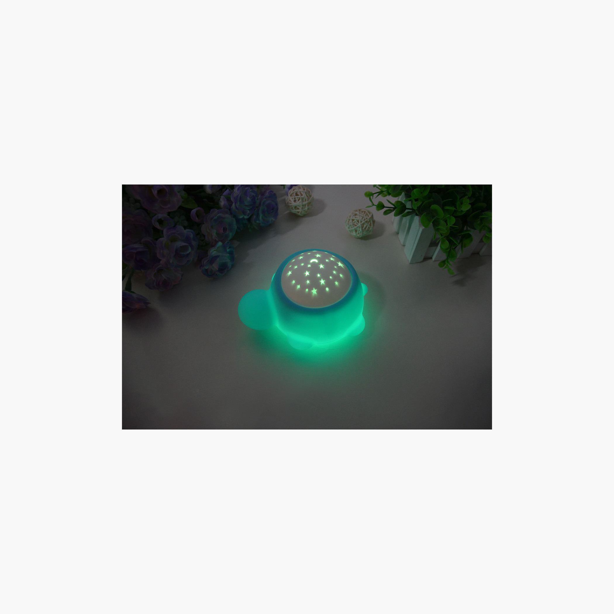 Juniors Turtle Lamp and Projector-baby-nursery-roomdecor-image-11