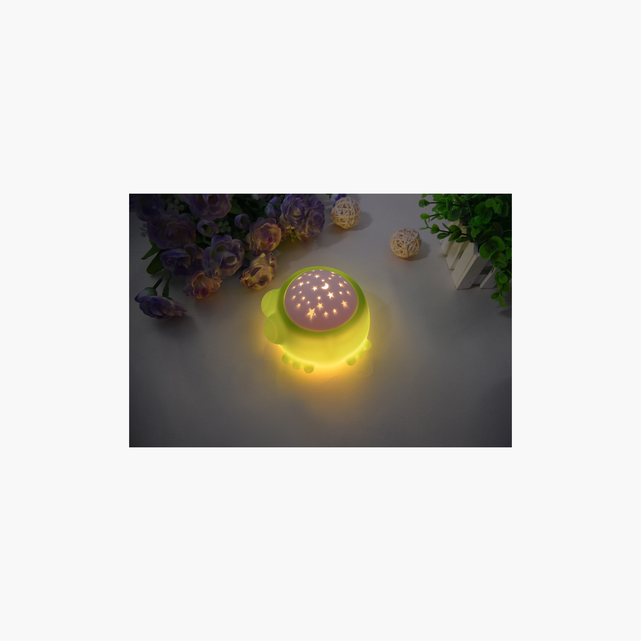 Juniors Frog Nightlight and Projector-baby-nursery-roomdecor-image-11